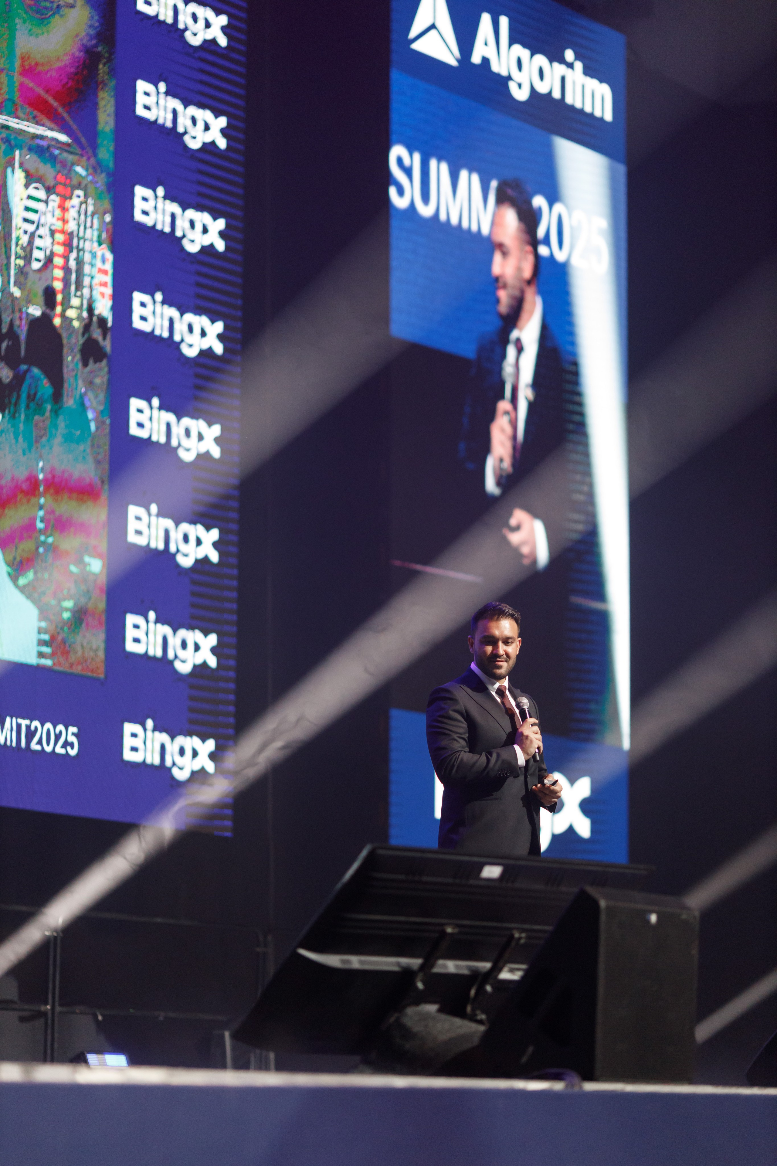 Crypto Summit 2025. Свадебный и репортажный фотограф (Москва, Королев и другие)