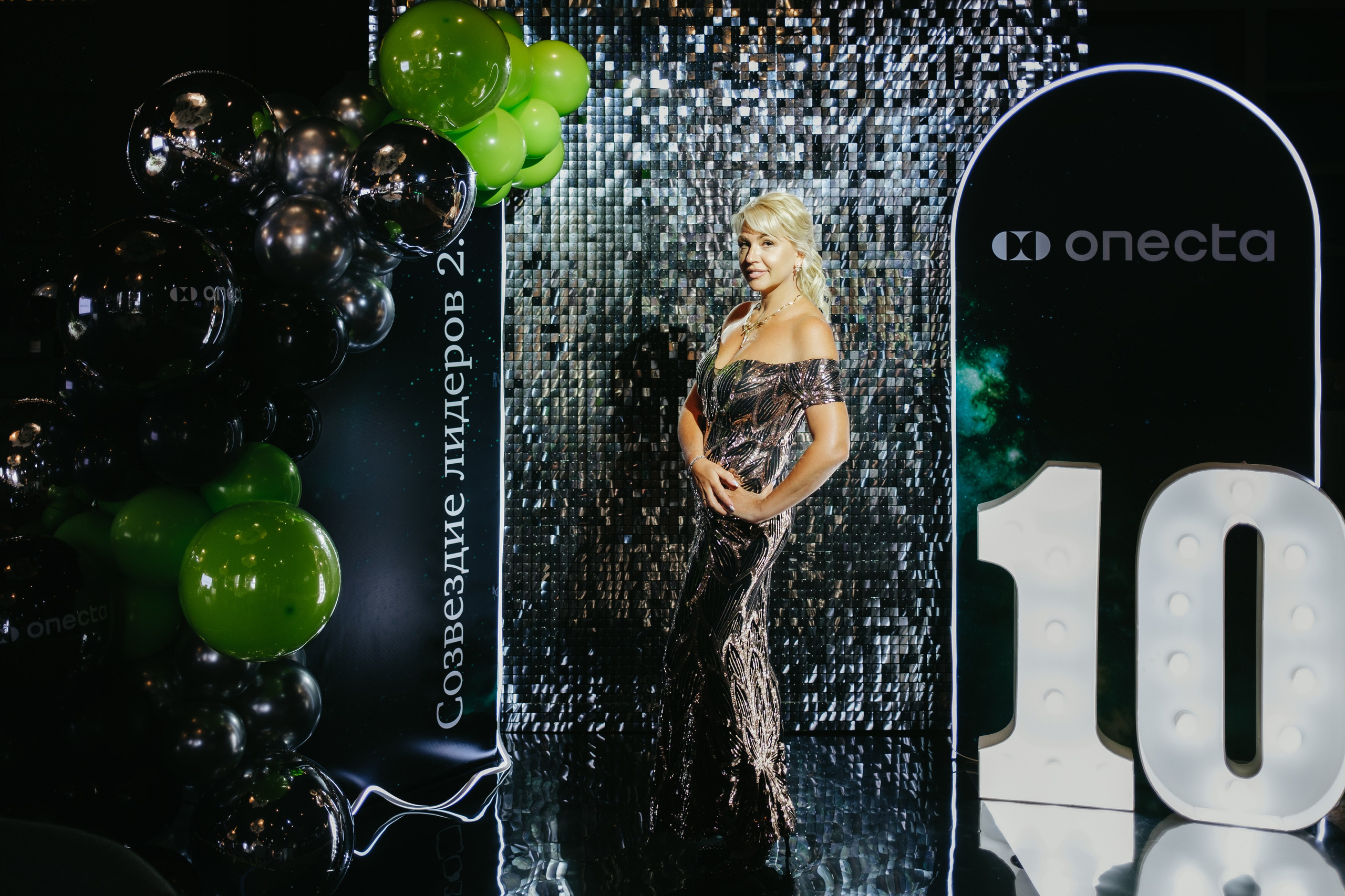 Корпоратив в Сириусу (Адлер) 10 лет компании. Свадебный фотограф Денис Ожигин в Краснодаре и крае. Эмоциональная и стильная съемка вашего дня