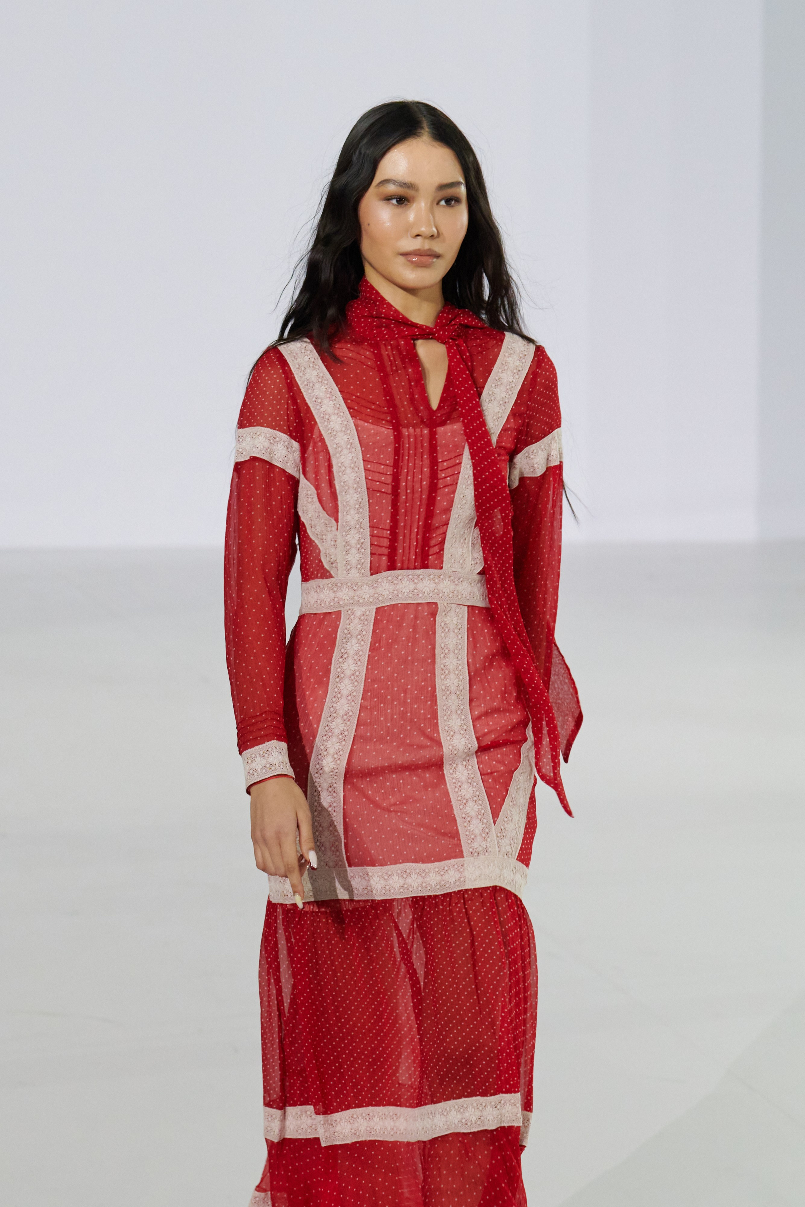 GASTIMAGNANI | 21.11.24. Nadi Valiyeva | Fashion & Art Photographer