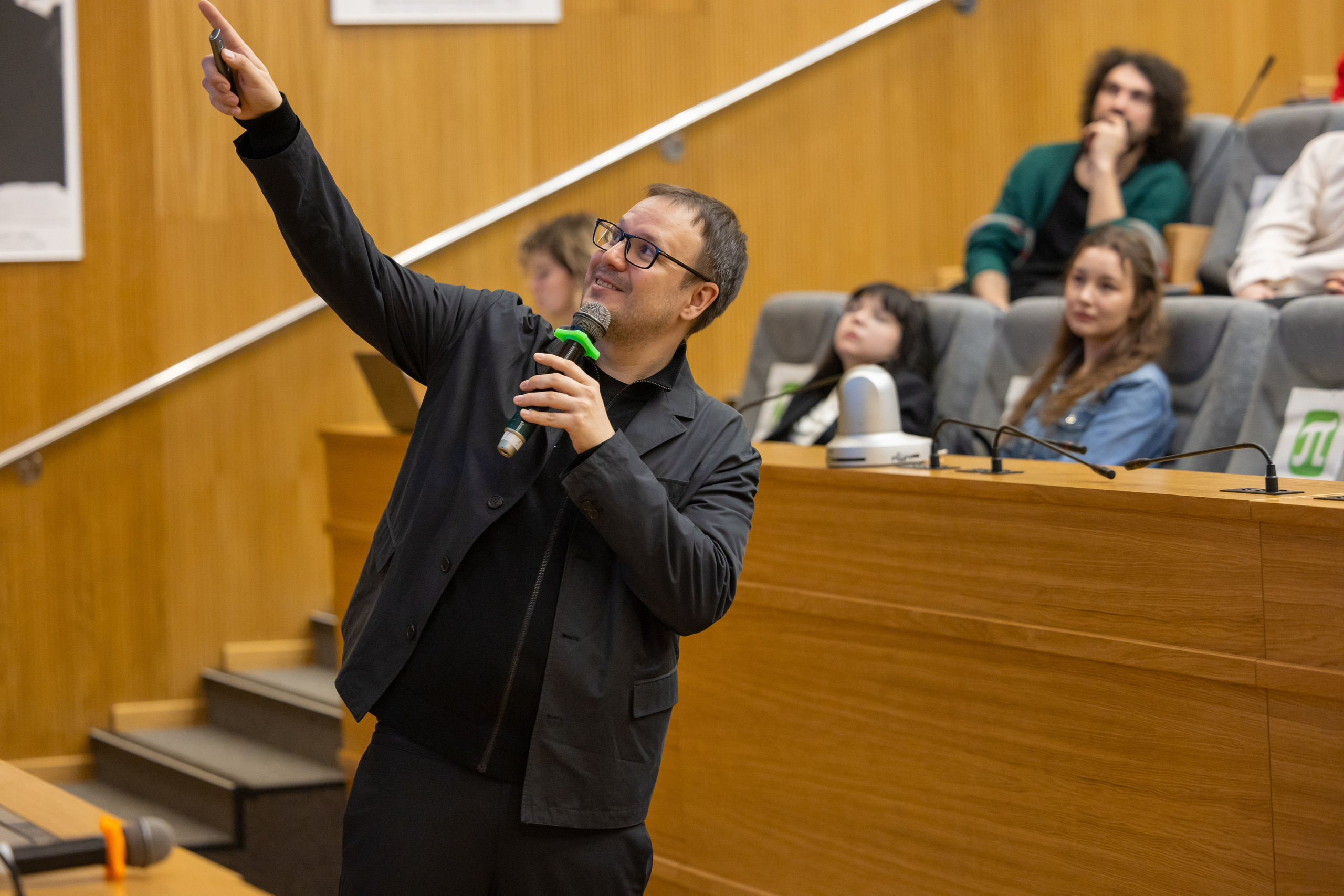 «АРЕХ. РетроПерспектива». Лекция Сергея Сенкевича в Политехе. Евгений Матвеев — фотограф в Санкт-Петербурге