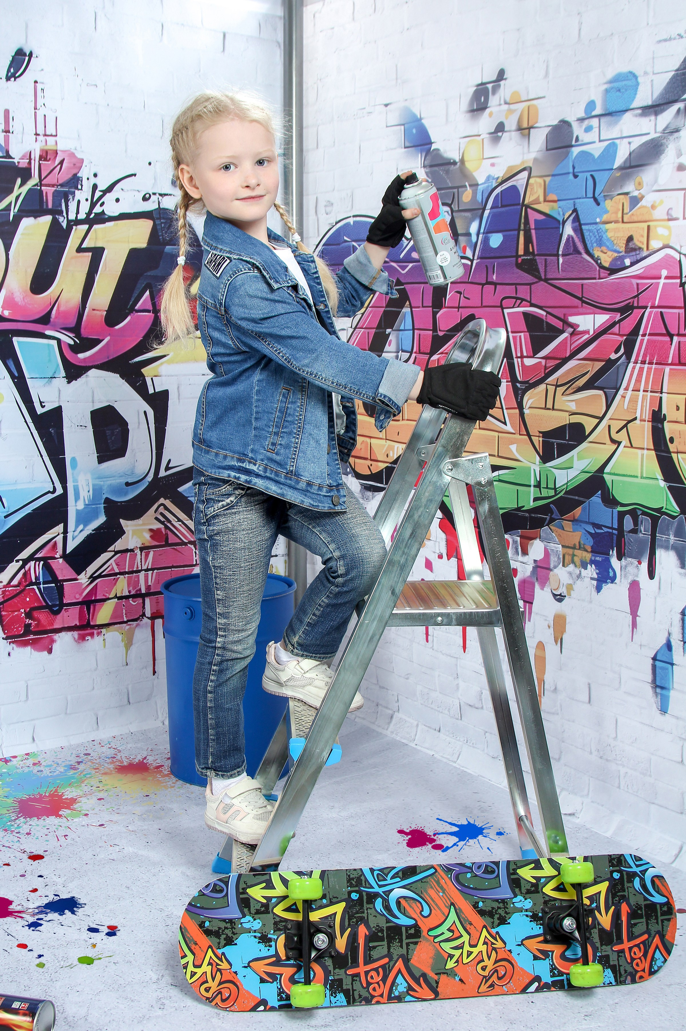 Портреты галерея дс. Три Жирафа