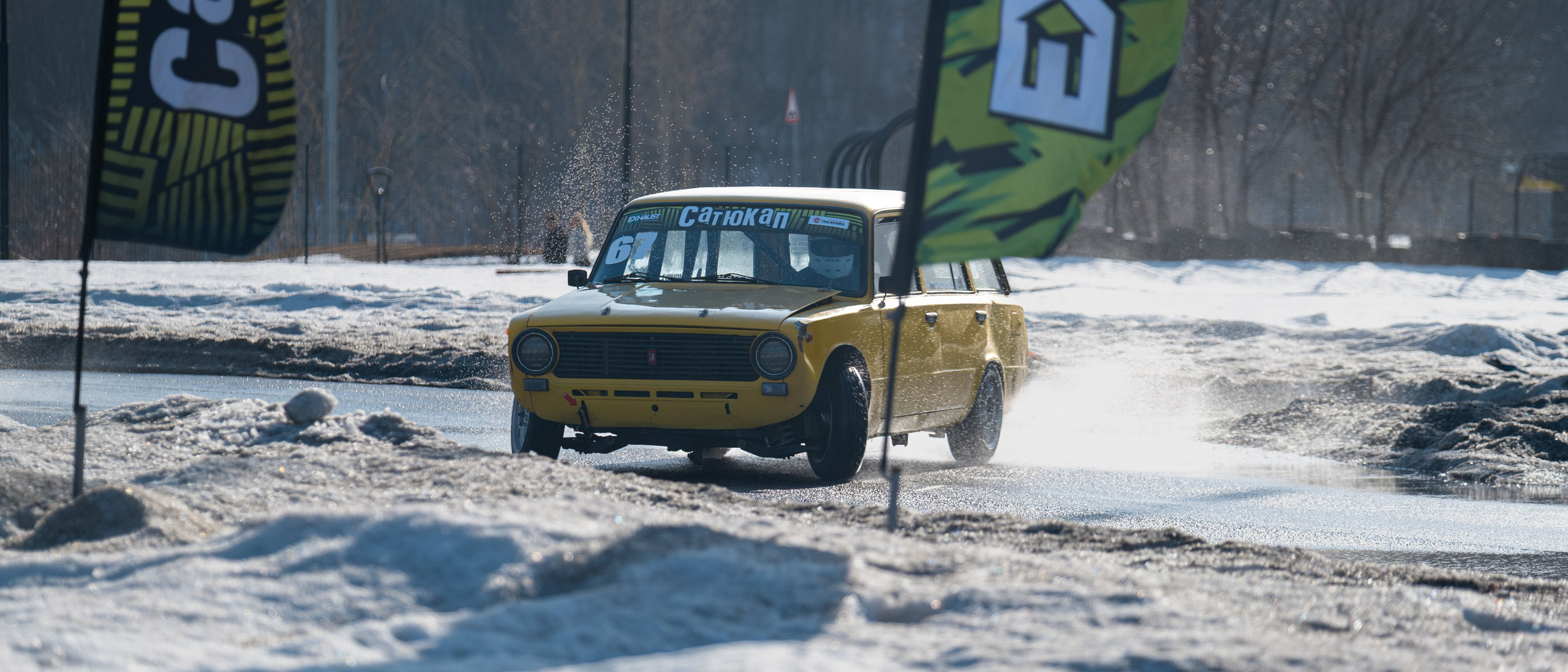 Спортивная автомобильная съемка. Malenkyia