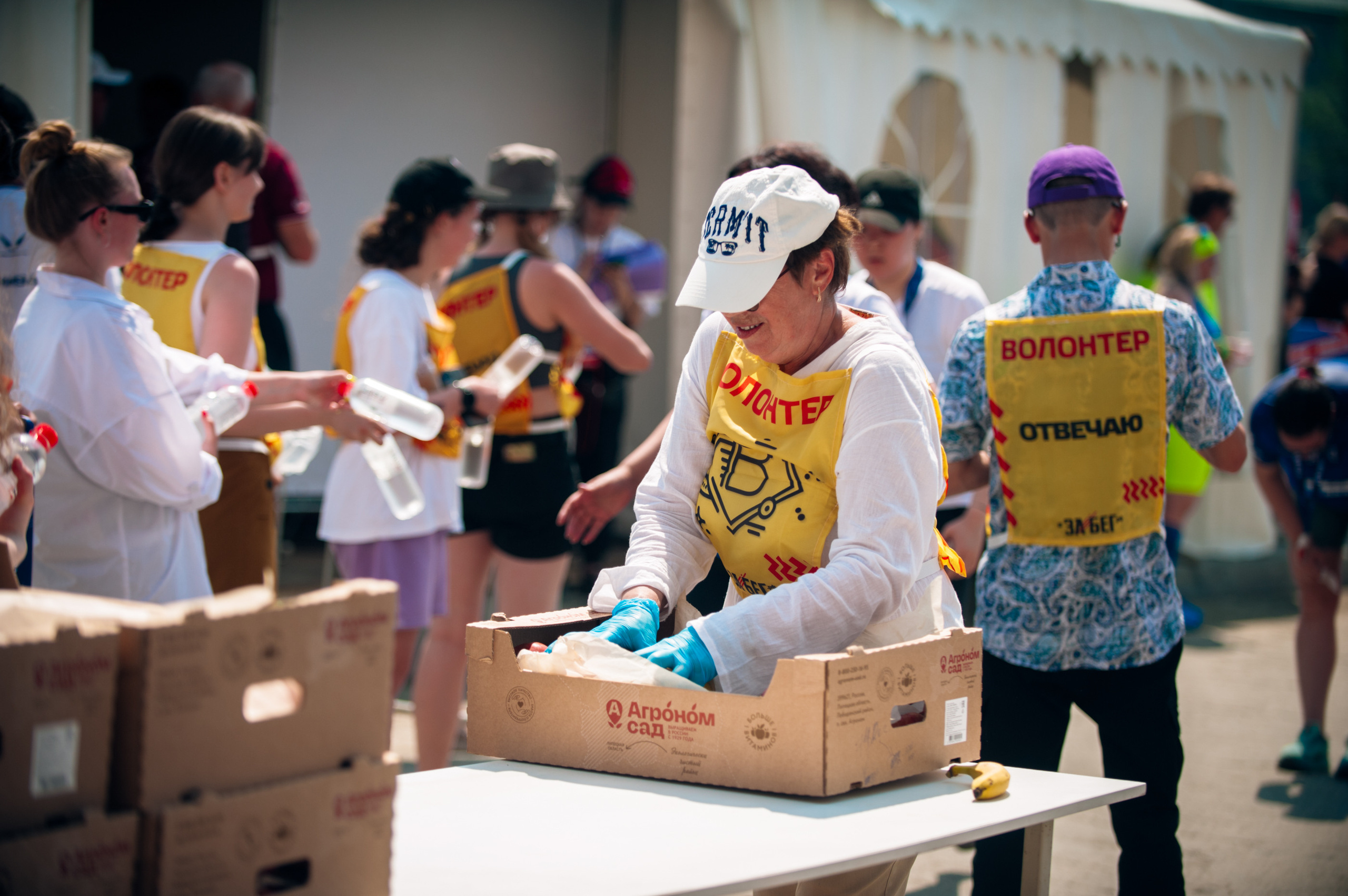 ЗаБег (съёмка волонтёров). Фотограф в Новосибирске Полина Колмачевская
