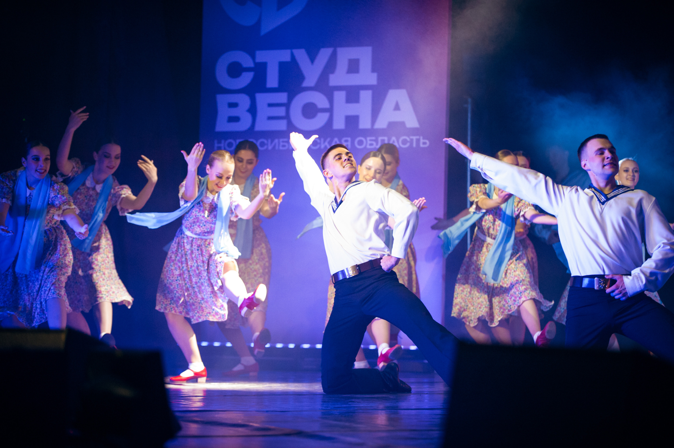 Гала-концерт студвесны. Фотограф в Новосибирске Полина Колмачевская