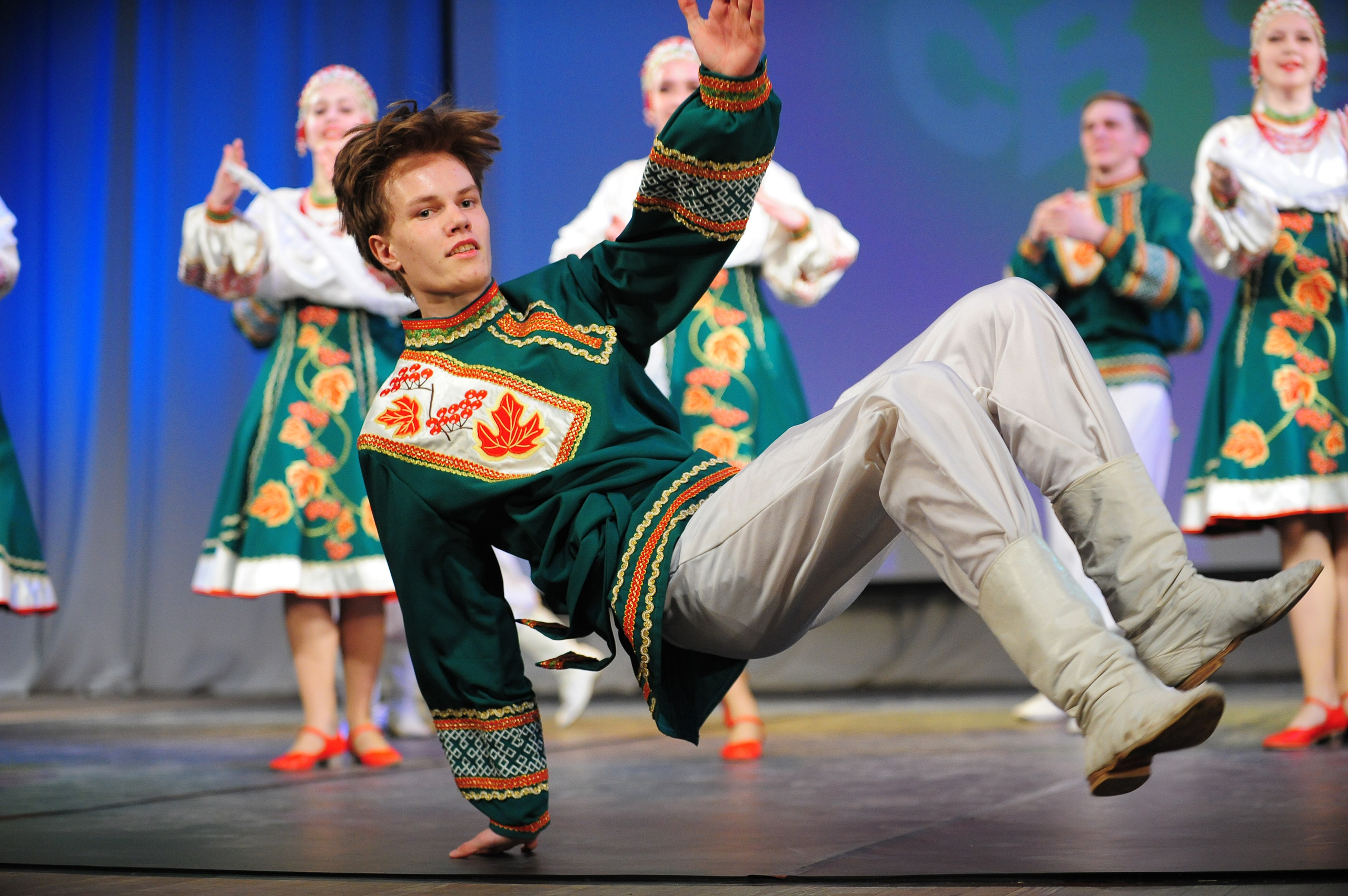 Студвесна. Танцевальное направление. Фотограф в Новосибирске Полина Колмачевская