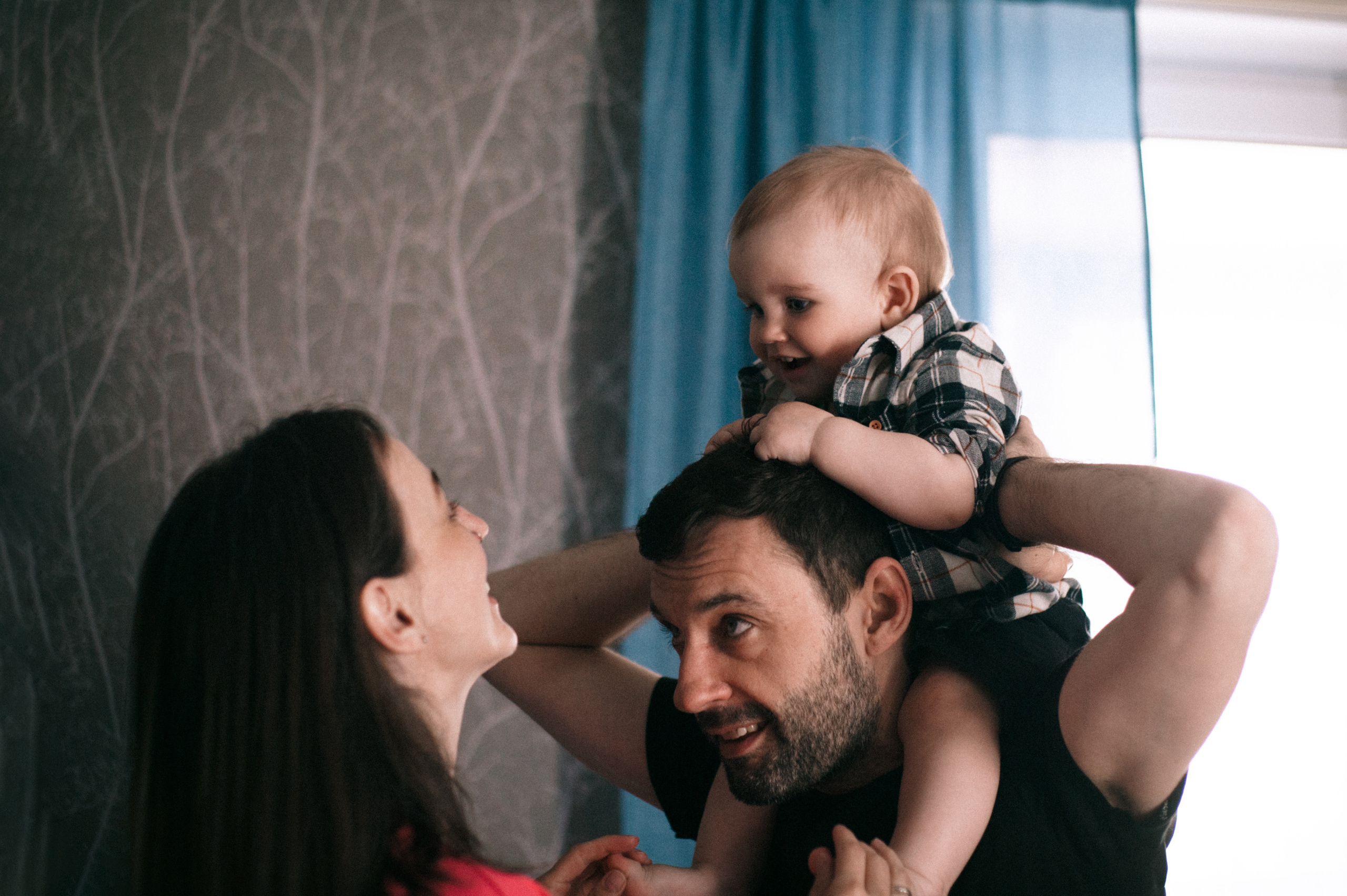 Семейная съёмка дома. Фотограф в Новосибирске Полина Колмачевская