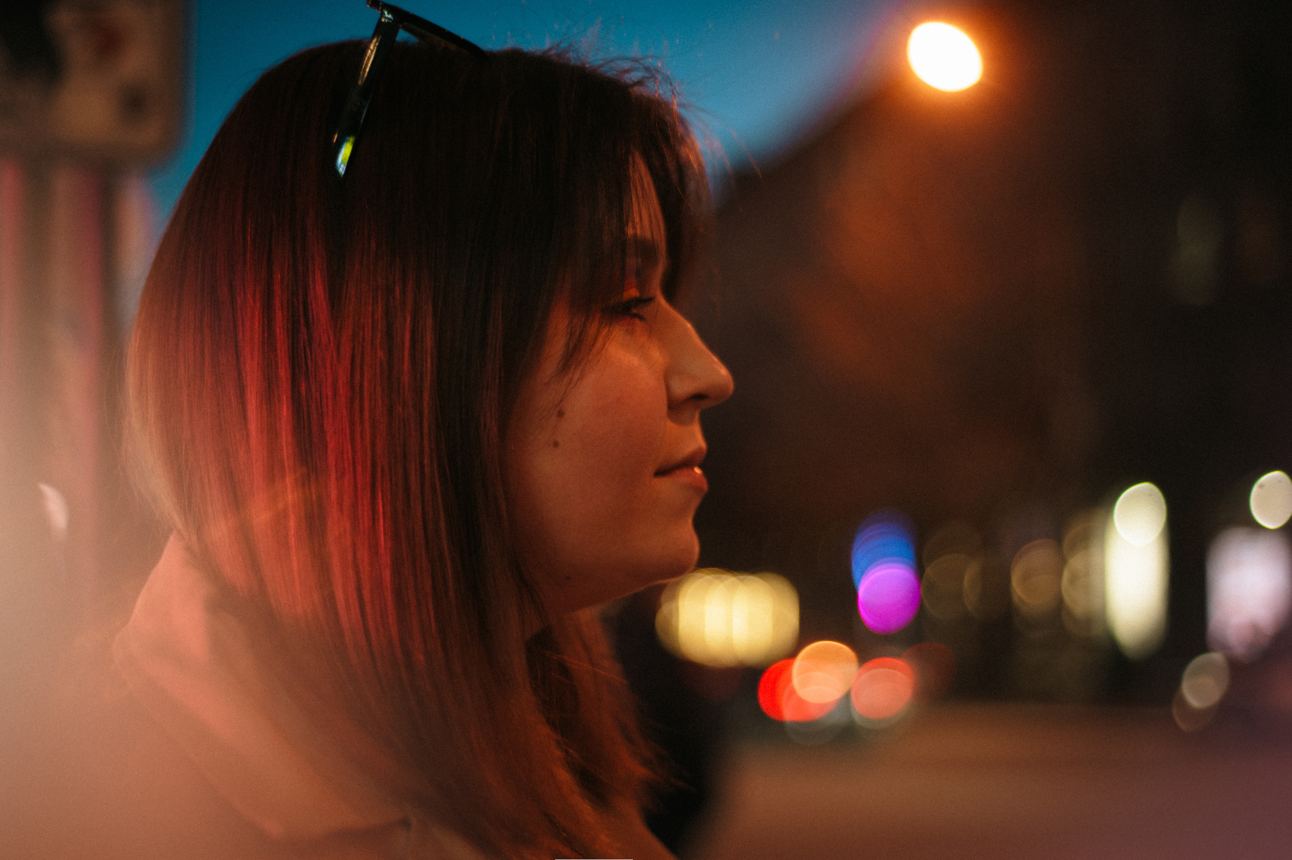 Настя, вечерняя прогулочная съёмка. Фотограф в Новосибирске Полина Колмачевская