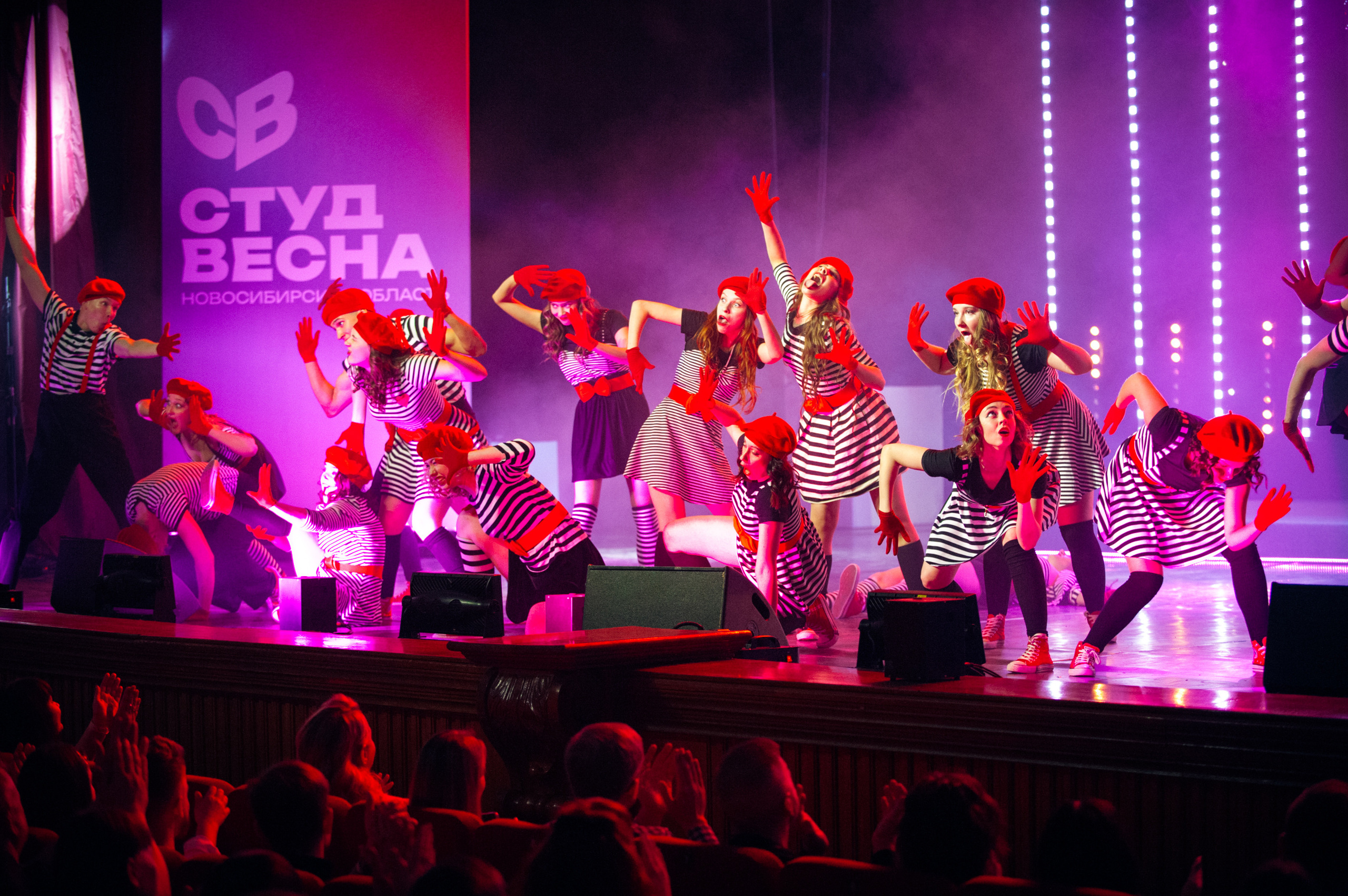 Гала-концерт студвесны. Фотограф в Новосибирске Полина Колмачевская