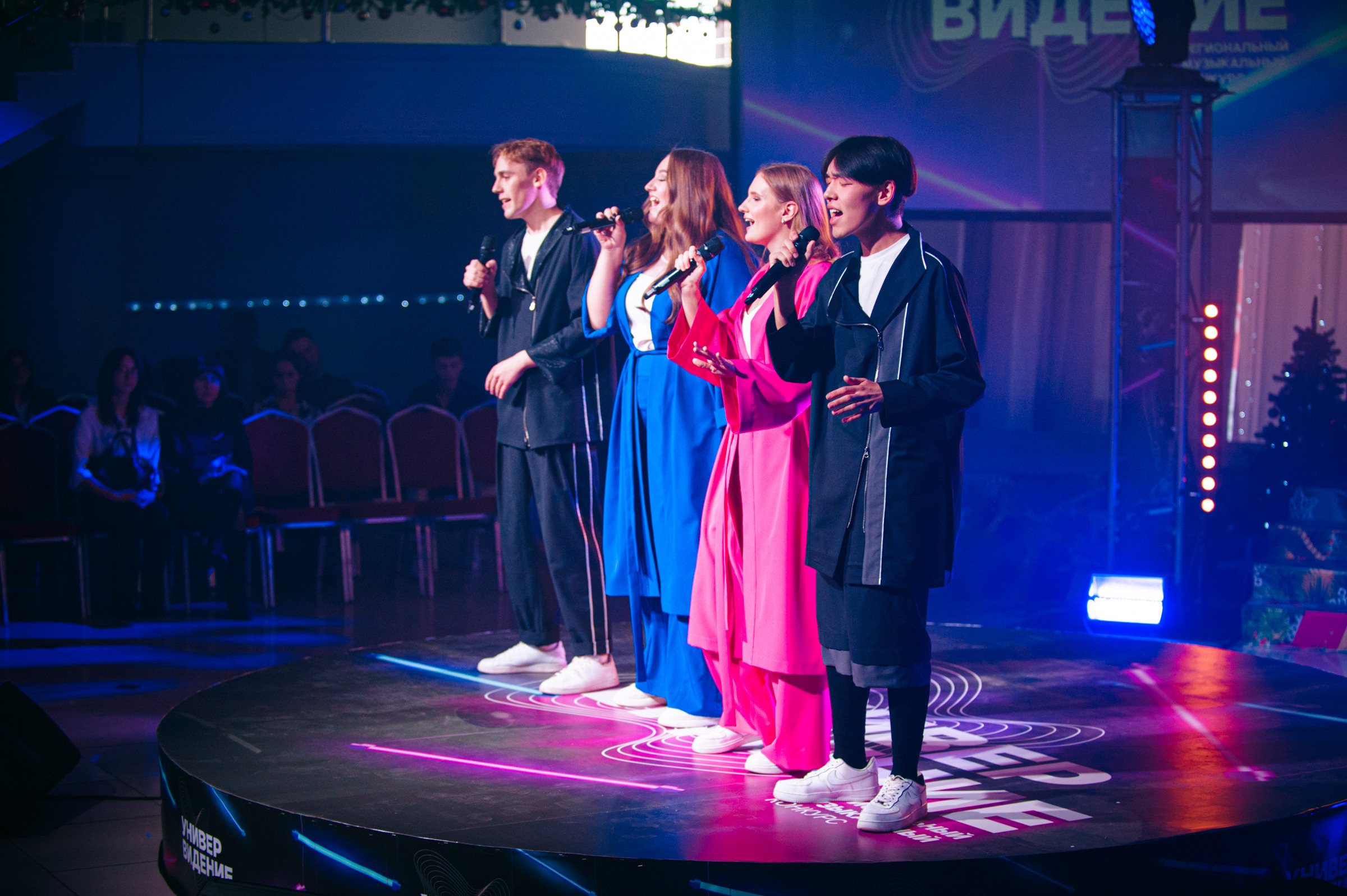 Универвидение. Фотограф в Новосибирске Полина Колмачевская