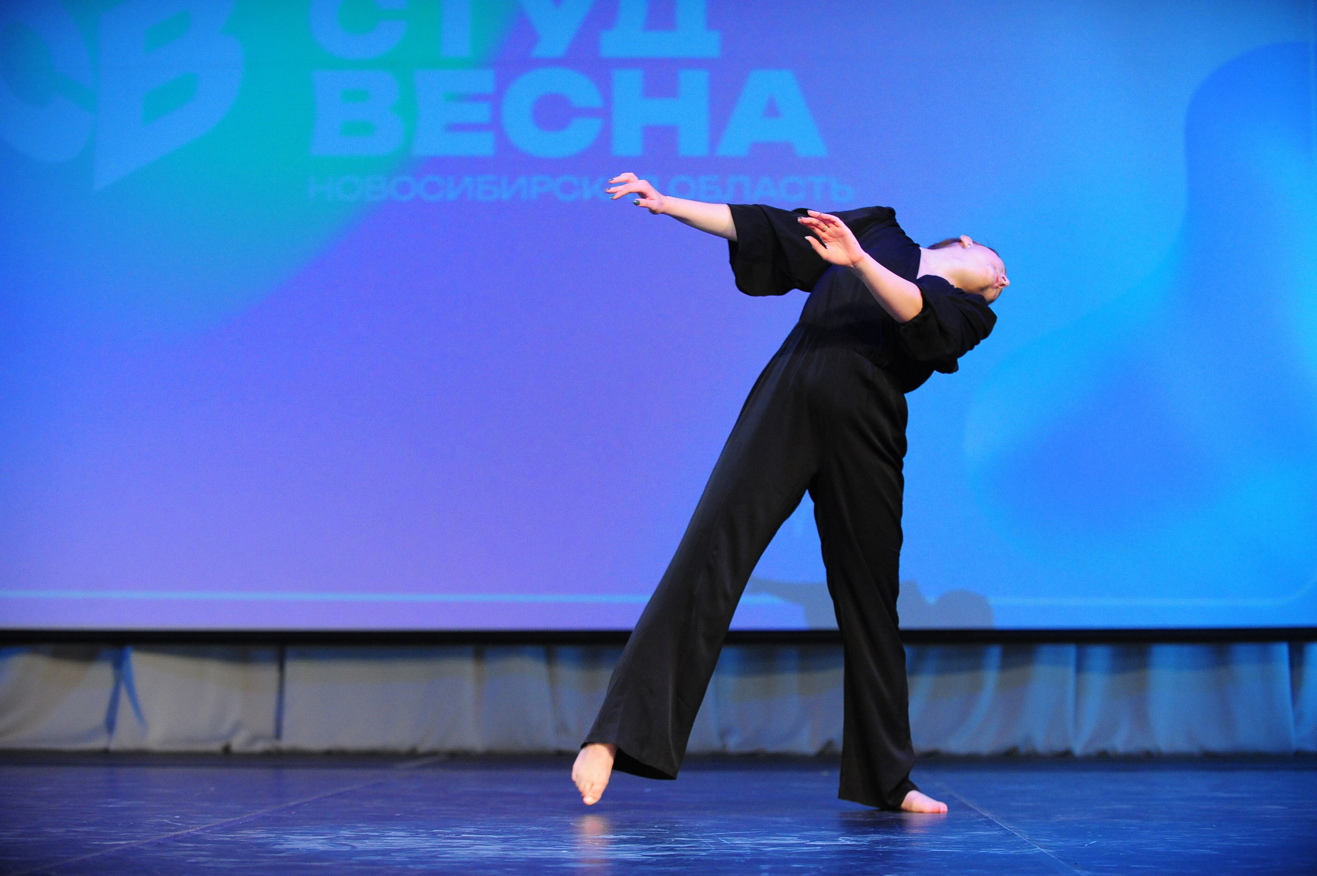 Студвесна. Танцевальное направление. Фотограф в Новосибирске Полина Колмачевская