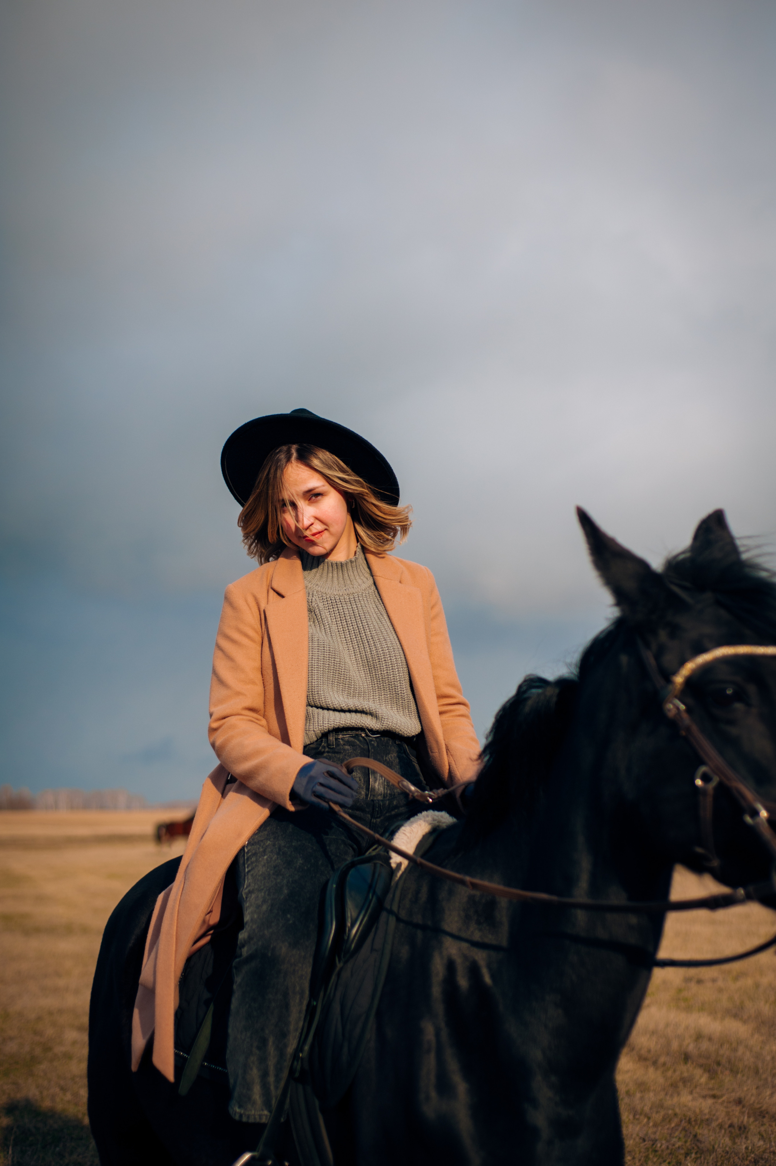 Алёна с лошадками. Фотограф в Новосибирске Полина Колмачевская