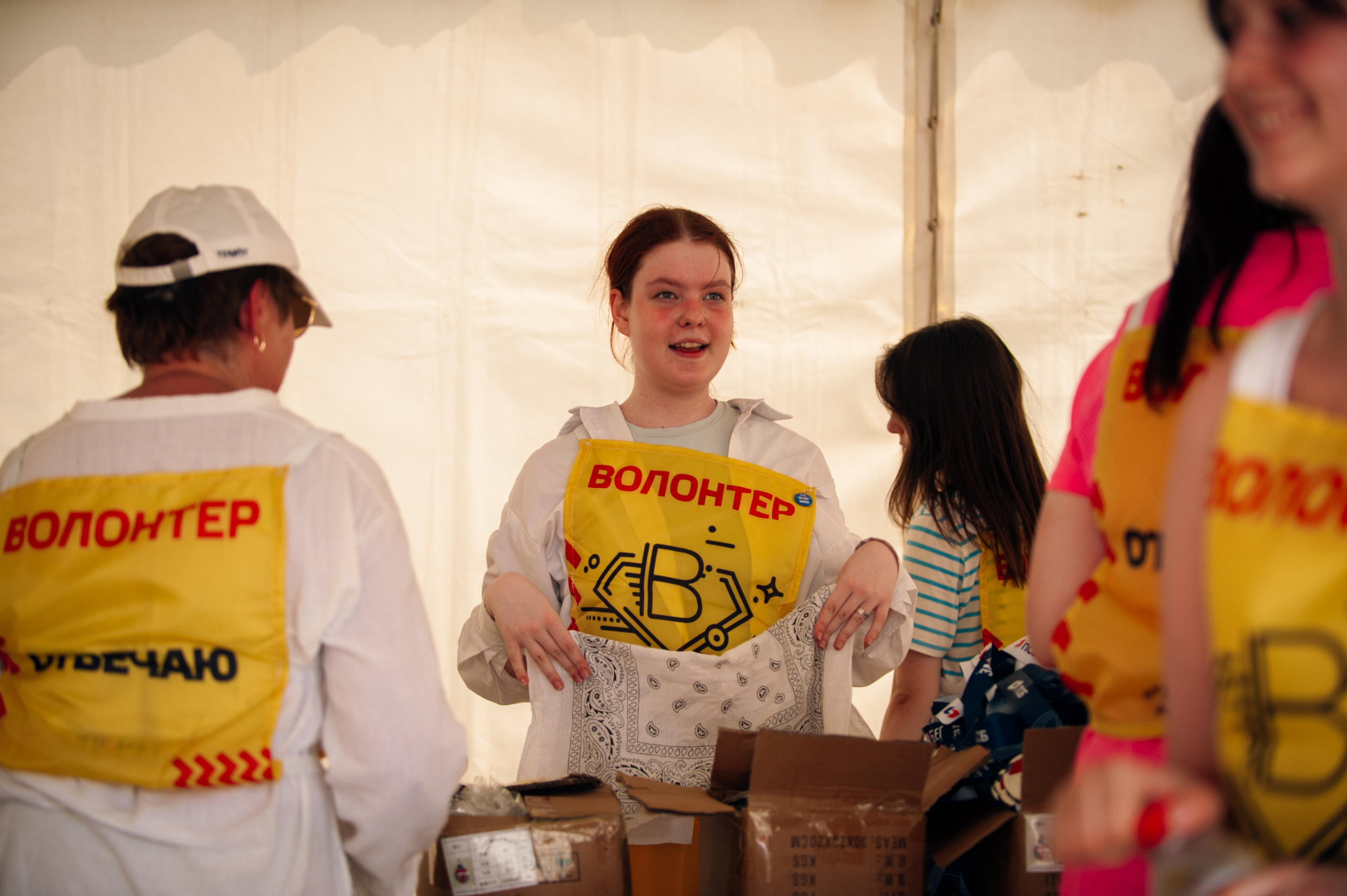 ЗаБег (съёмка волонтёров). Фотограф в Новосибирске Полина Колмачевская