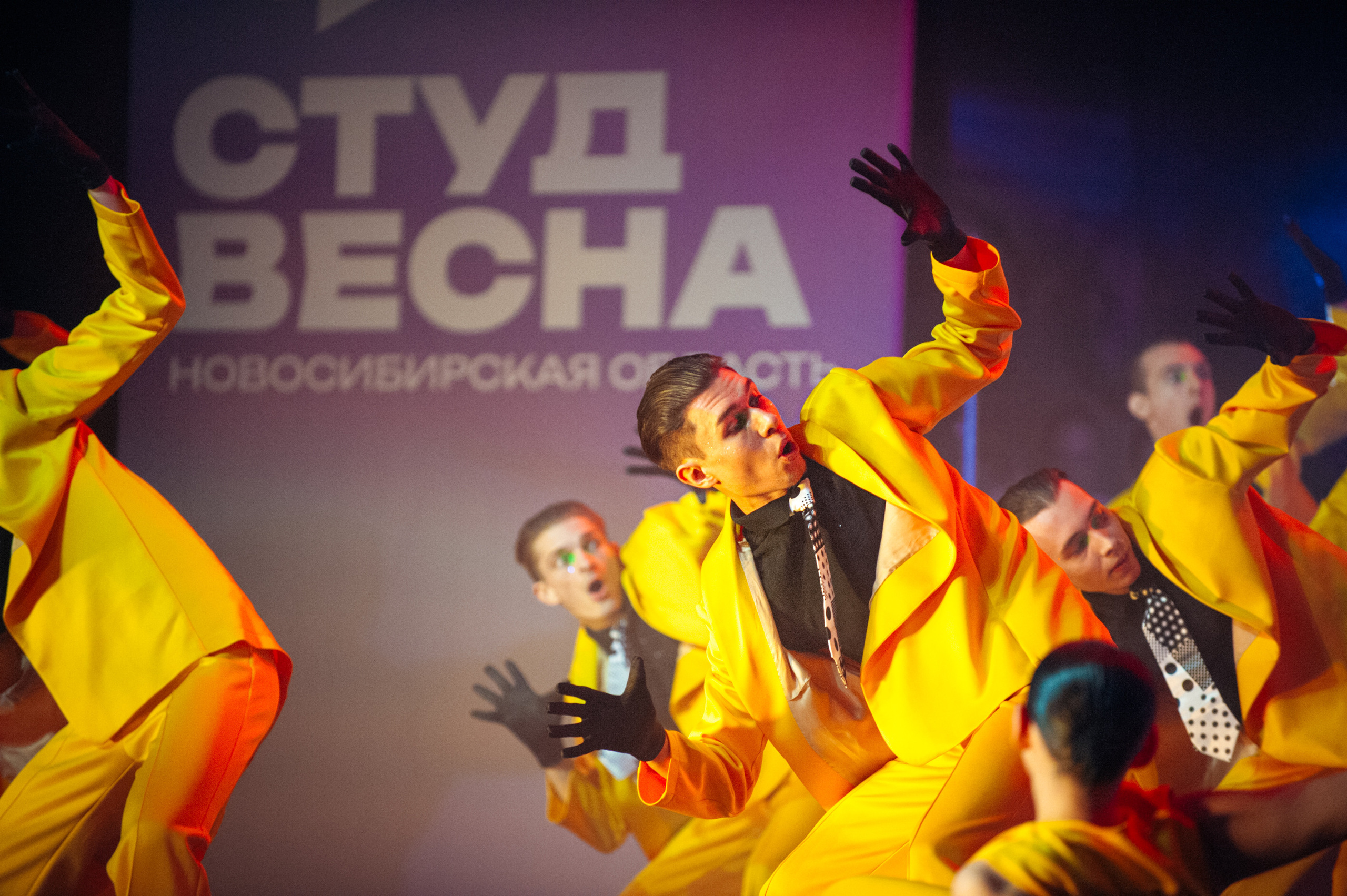 Гала-концерт студвесны. Фотограф в Новосибирске Полина Колмачевская