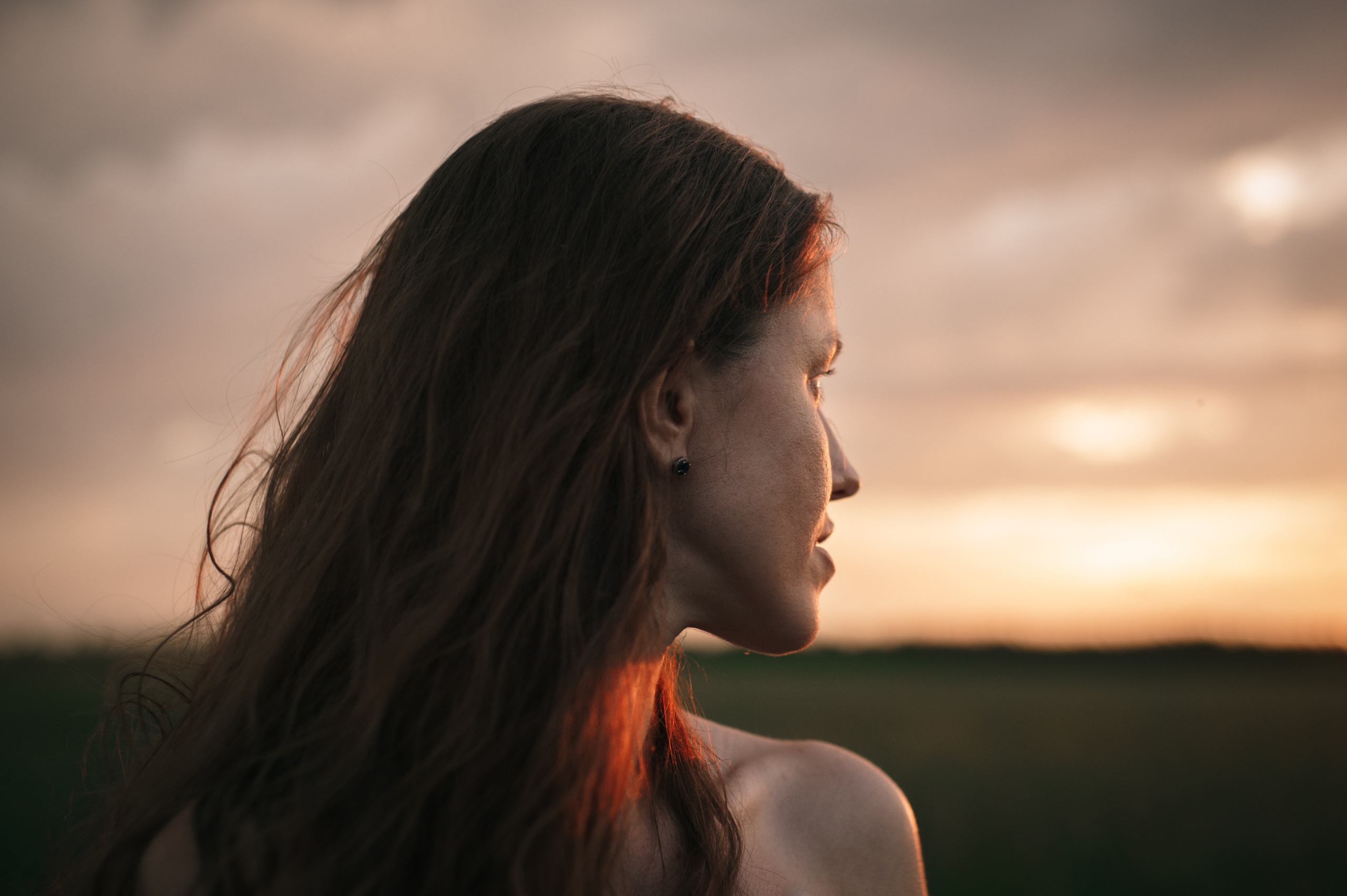 Таня, съёмка на закате. Фотограф в Новосибирске Полина Колмачевская