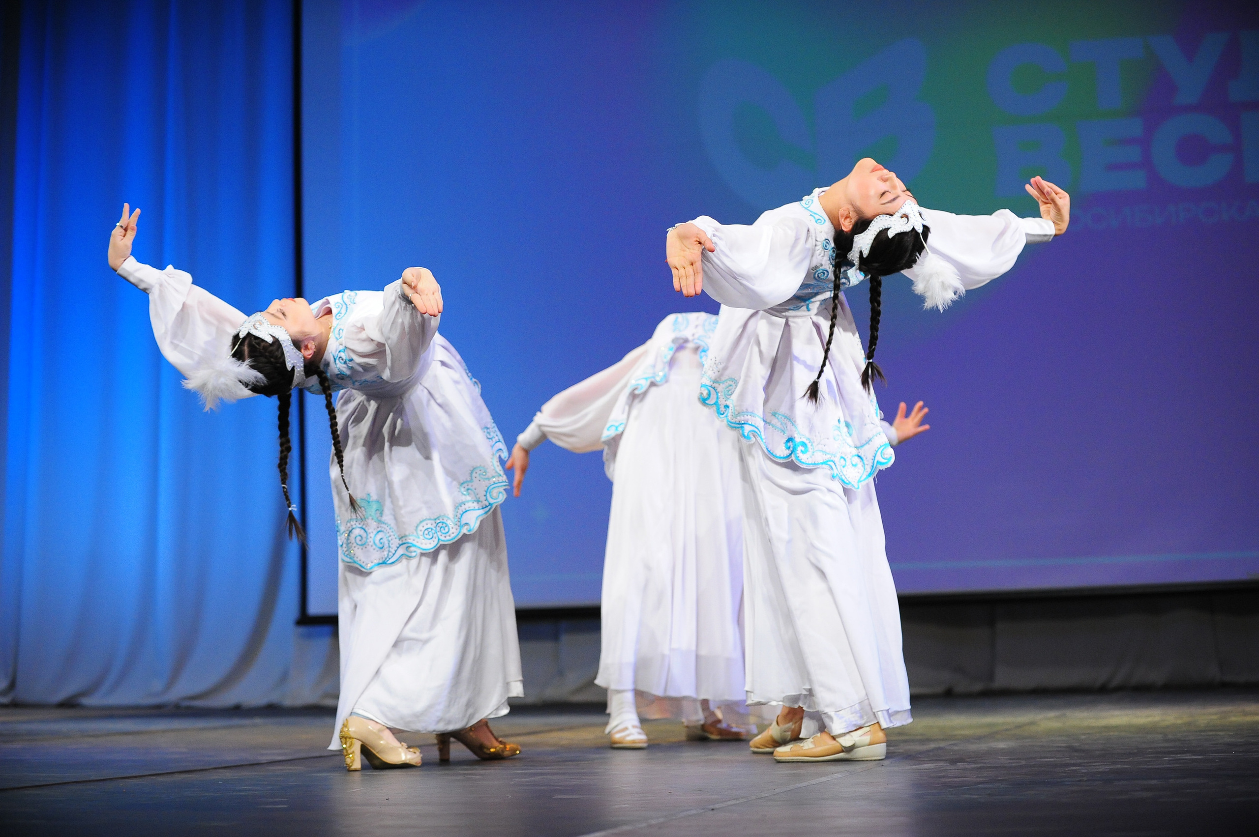 Студвесна. Танцевальное направление. Фотограф в Новосибирске Полина Колмачевская