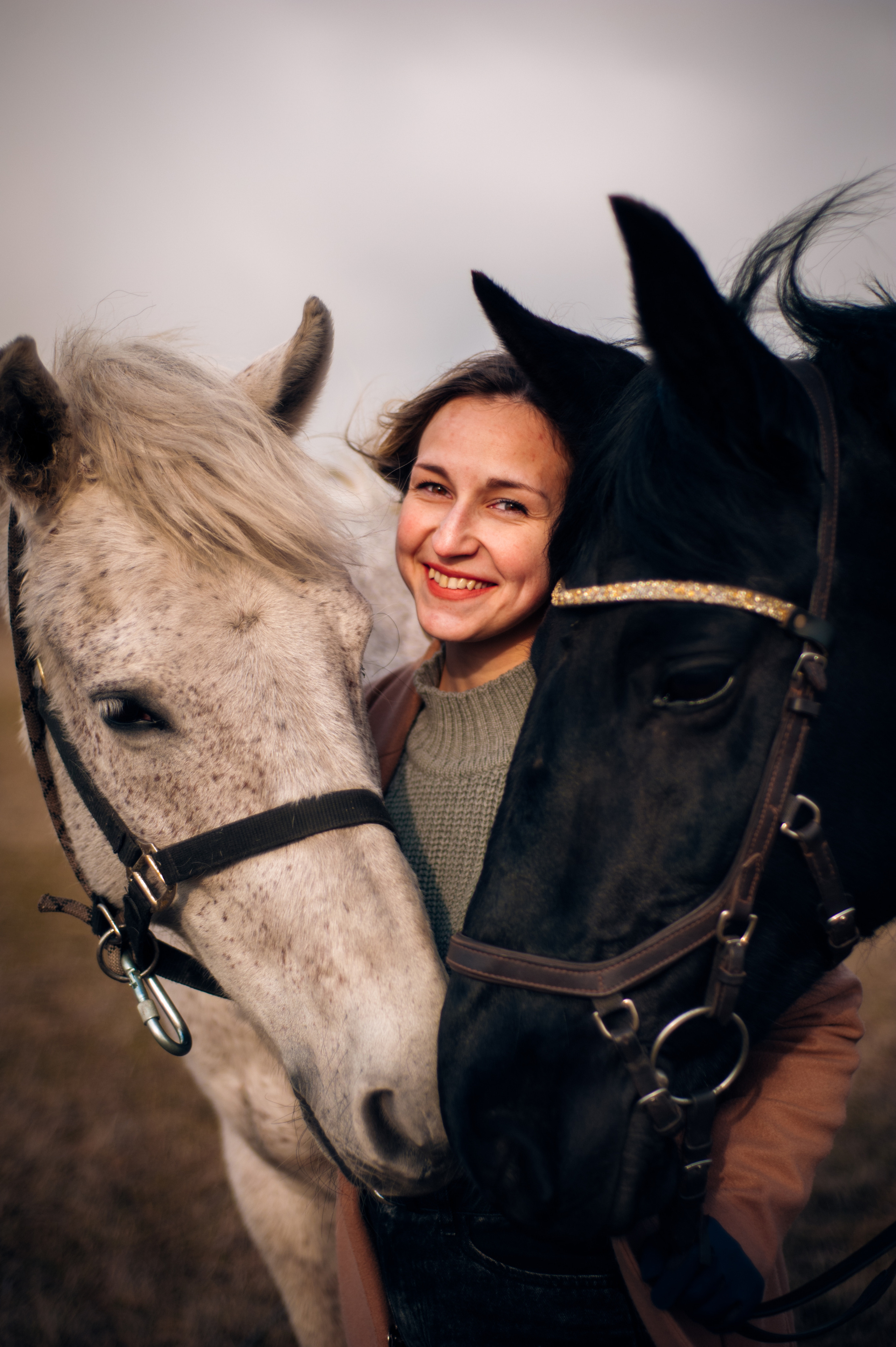 Алёна с лошадками. Фотограф в Новосибирске Полина Колмачевская