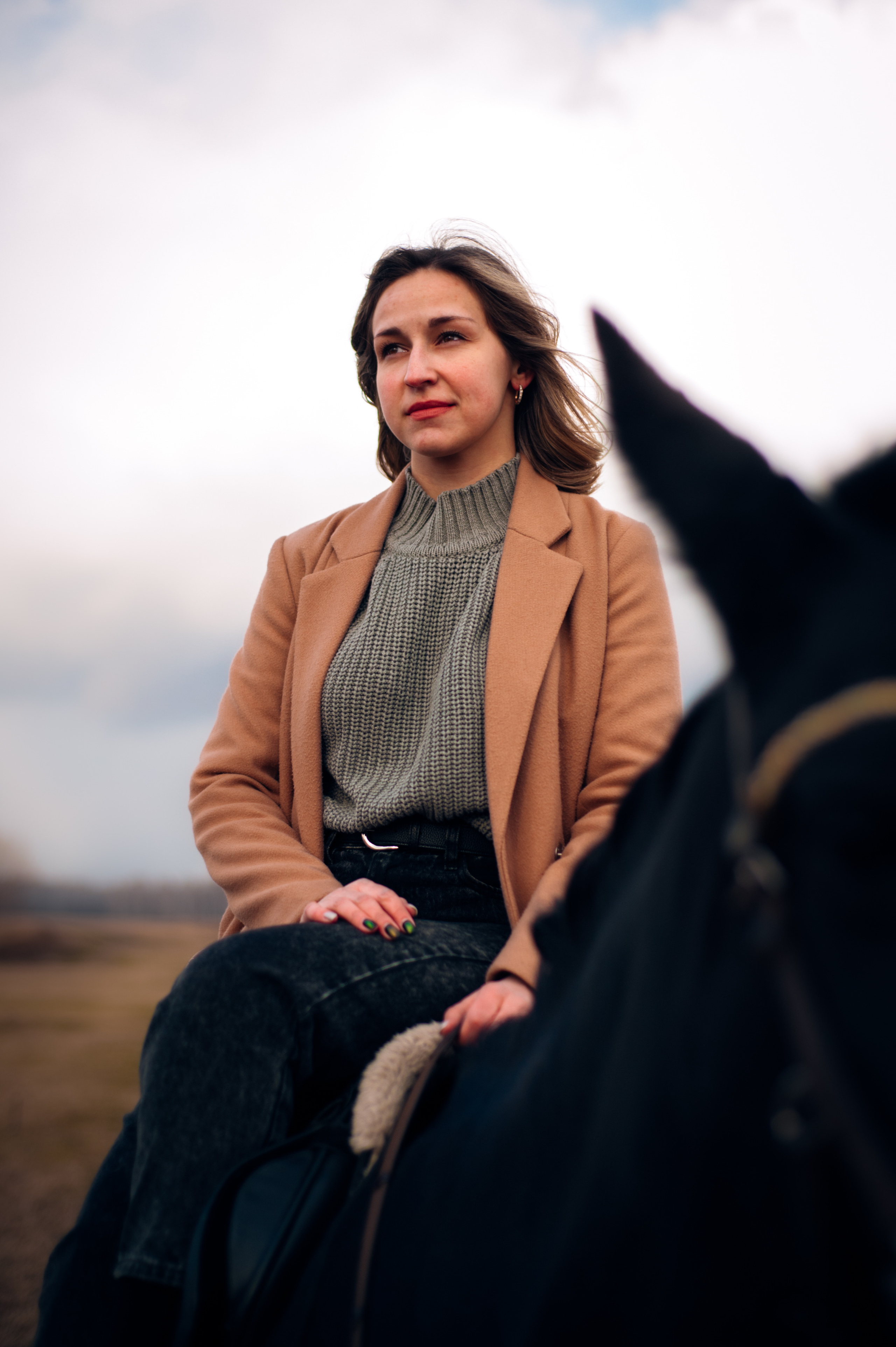 Алёна с лошадками. Фотограф в Новосибирске Полина Колмачевская