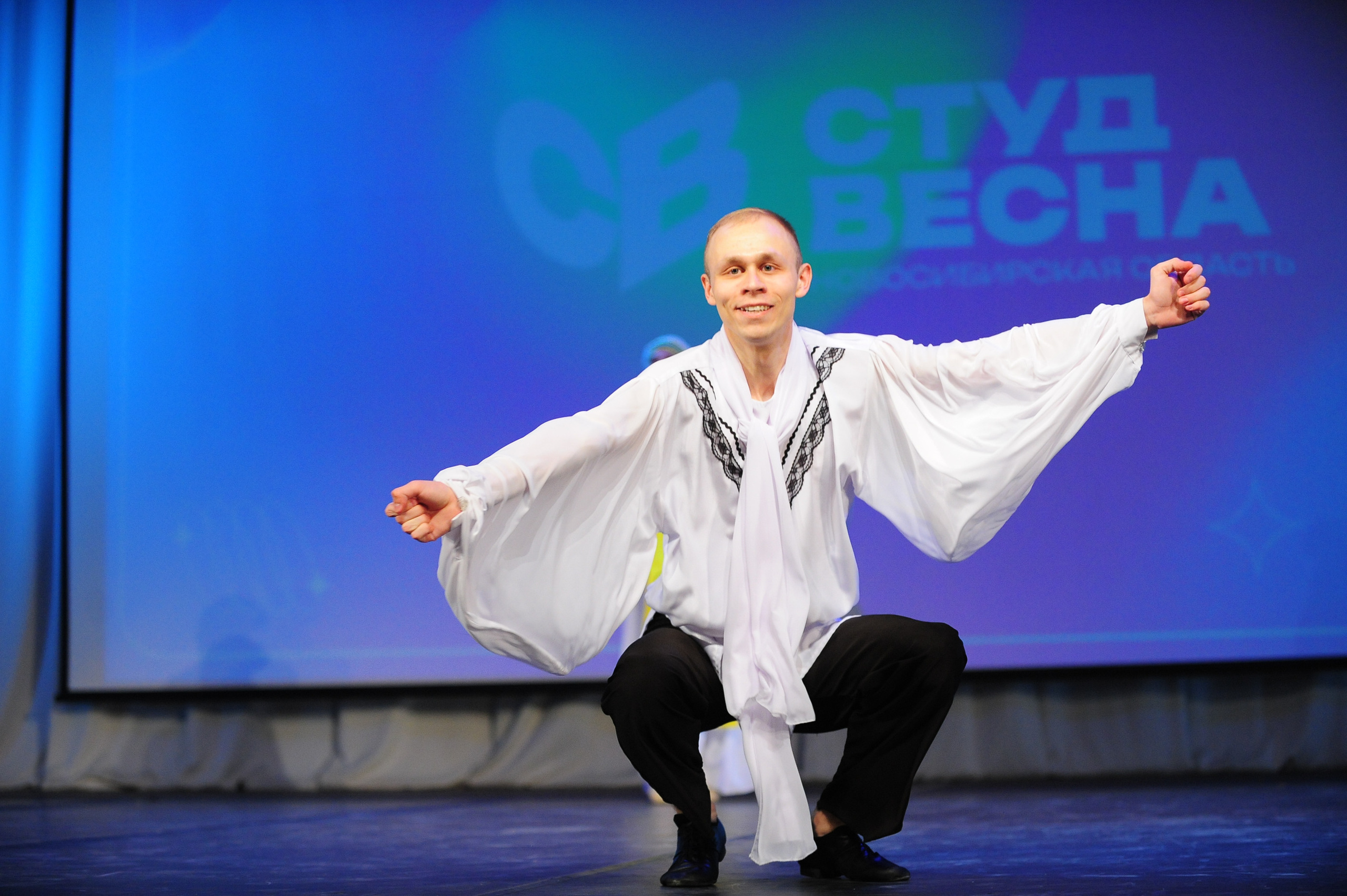 Студвесна. Танцевальное направление. Фотограф в Новосибирске Полина Колмачевская