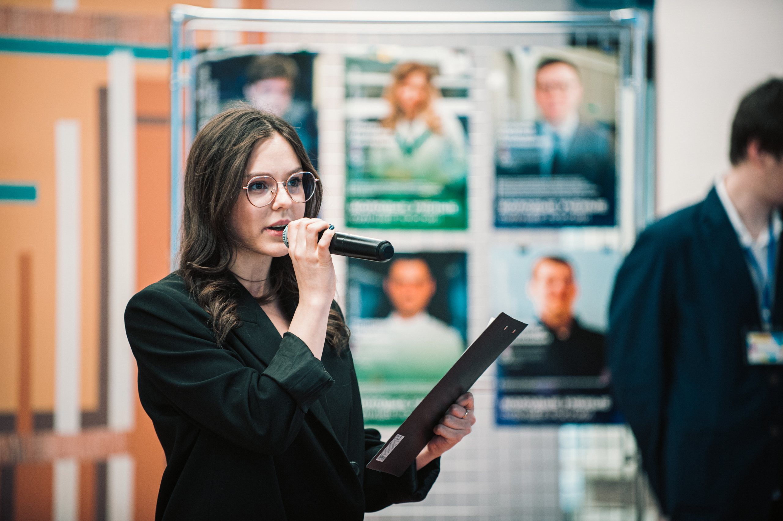 Открытие фотовыставки «Молодые ученые — будущее России». Фотограф в Новосибирске Полина Колмачевская