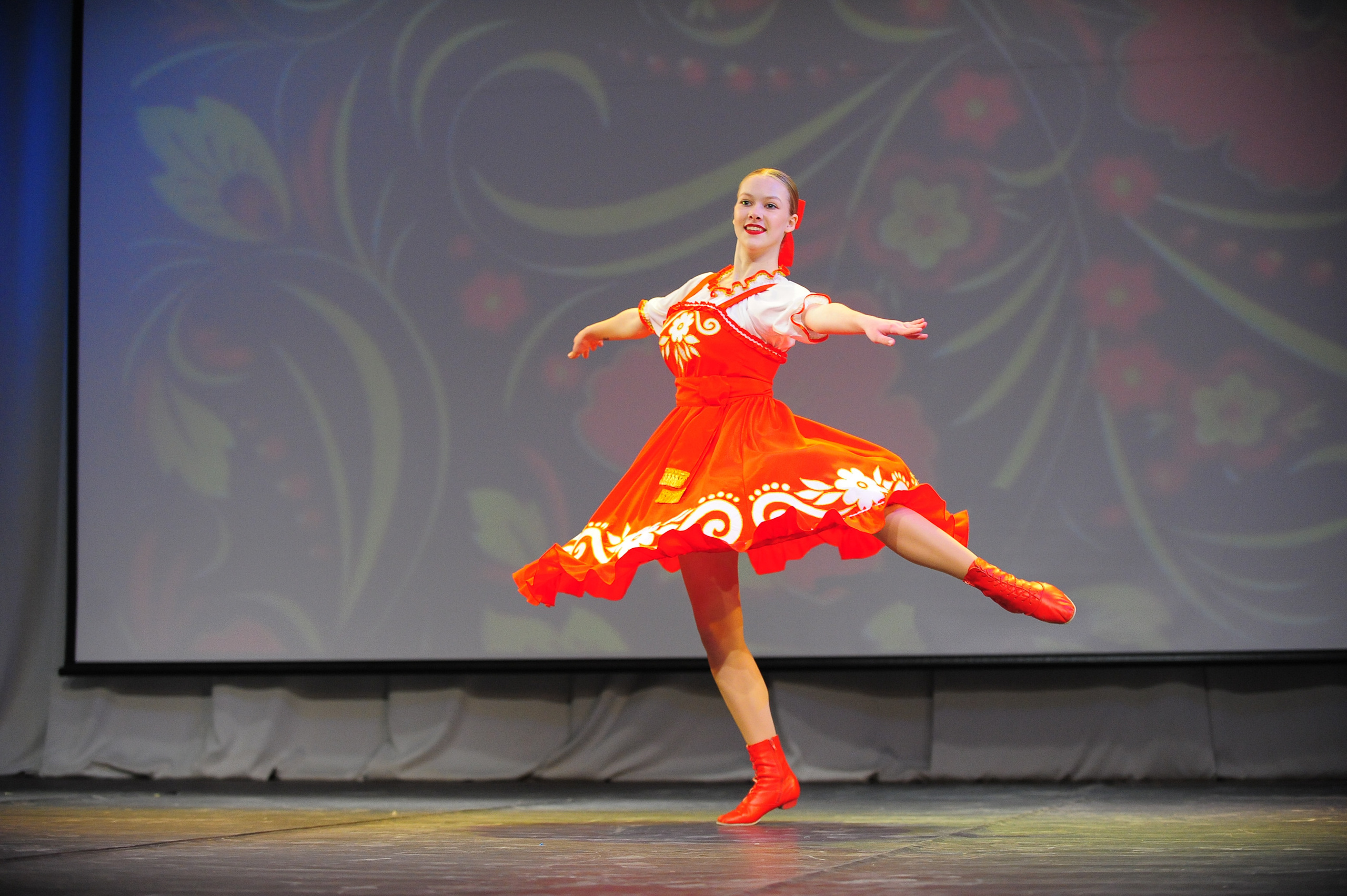 Студвесна. Танцевальное направление. Фотограф в Новосибирске Полина Колмачевская