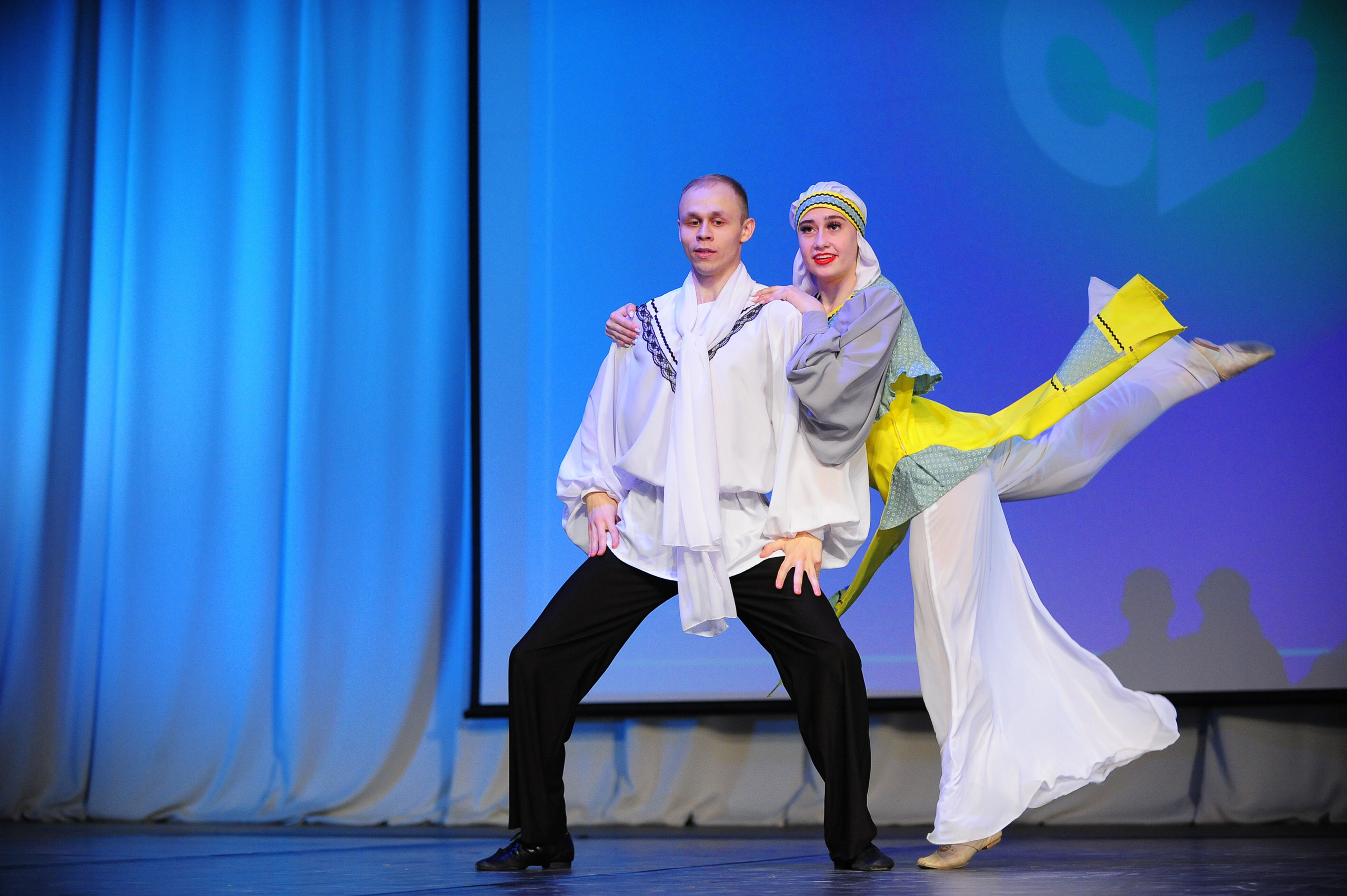 Студвесна. Танцевальное направление. Фотограф в Новосибирске Полина Колмачевская