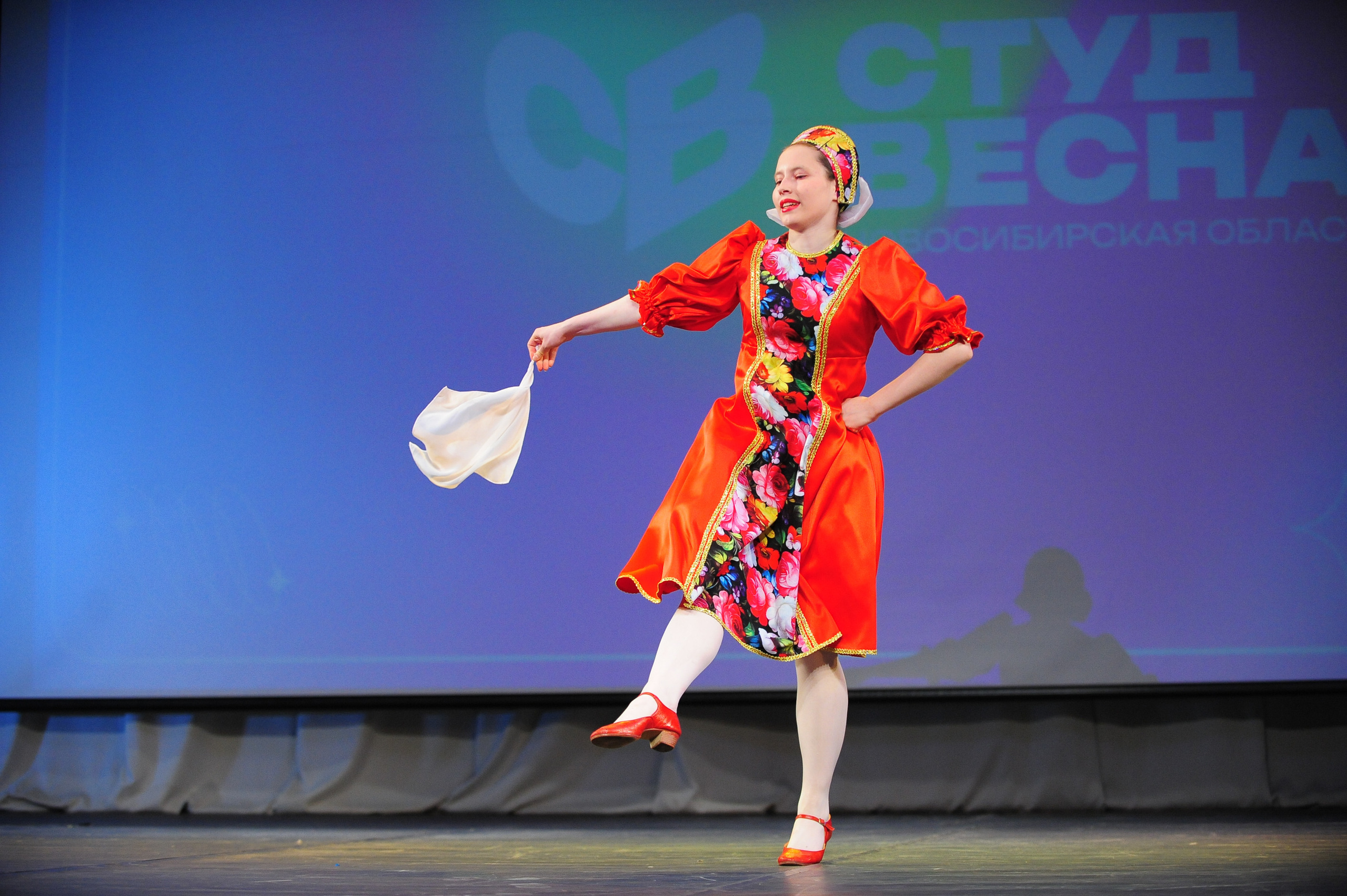 Студвесна. Танцевальное направление. Фотограф в Новосибирске Полина Колмачевская