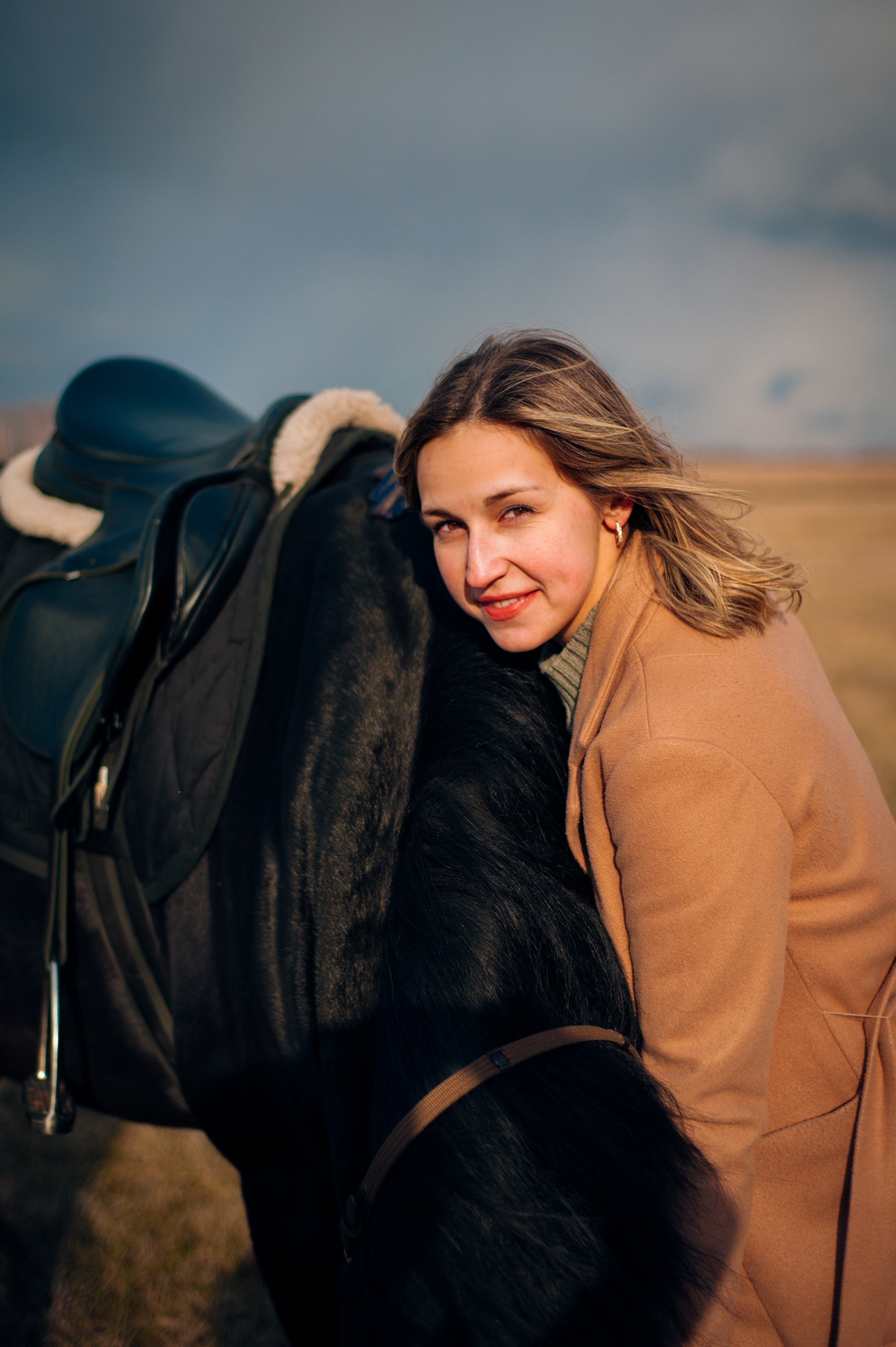 Алёна с лошадками. Фотограф в Новосибирске Полина Колмачевская