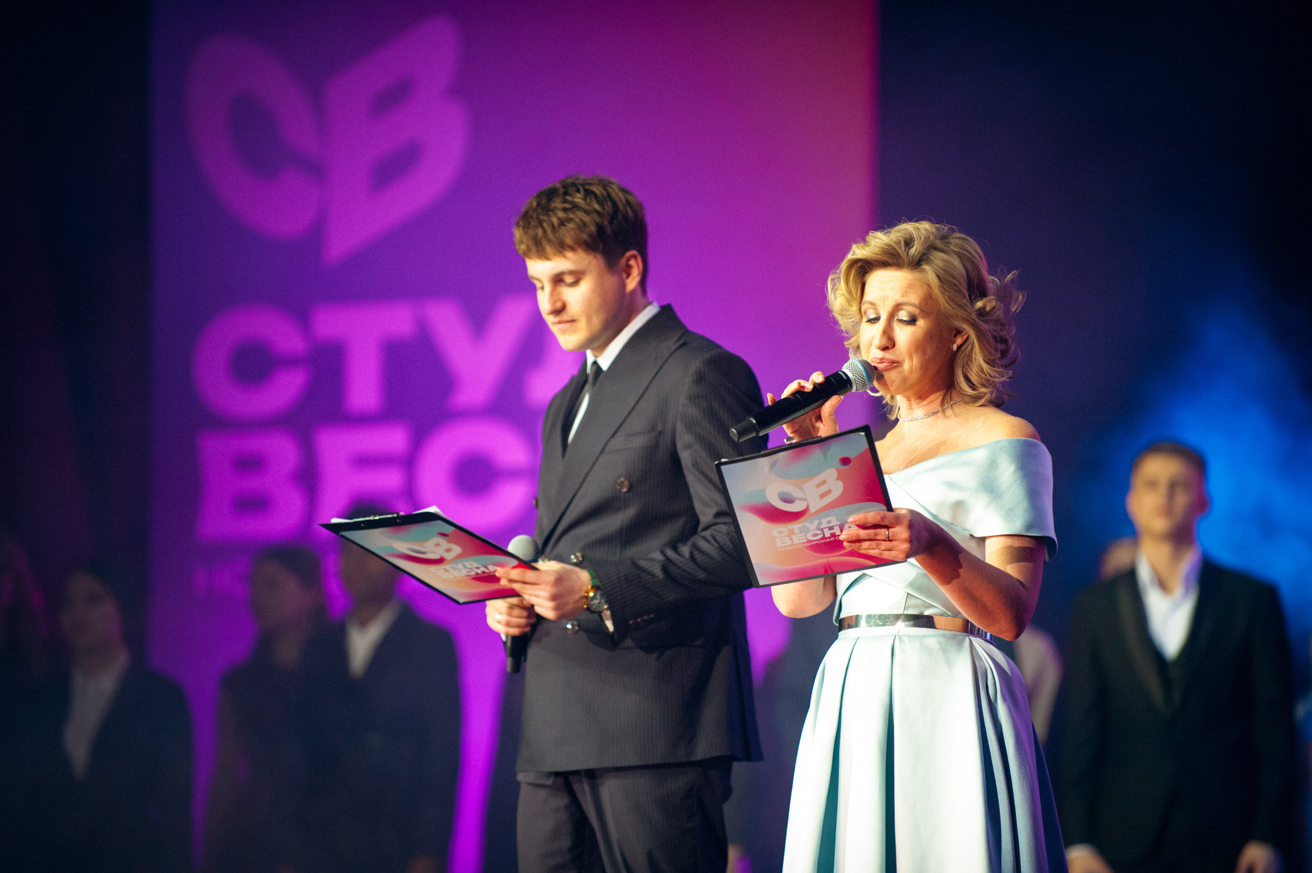 Гала-концерт студвесны. Фотограф в Новосибирске Полина Колмачевская