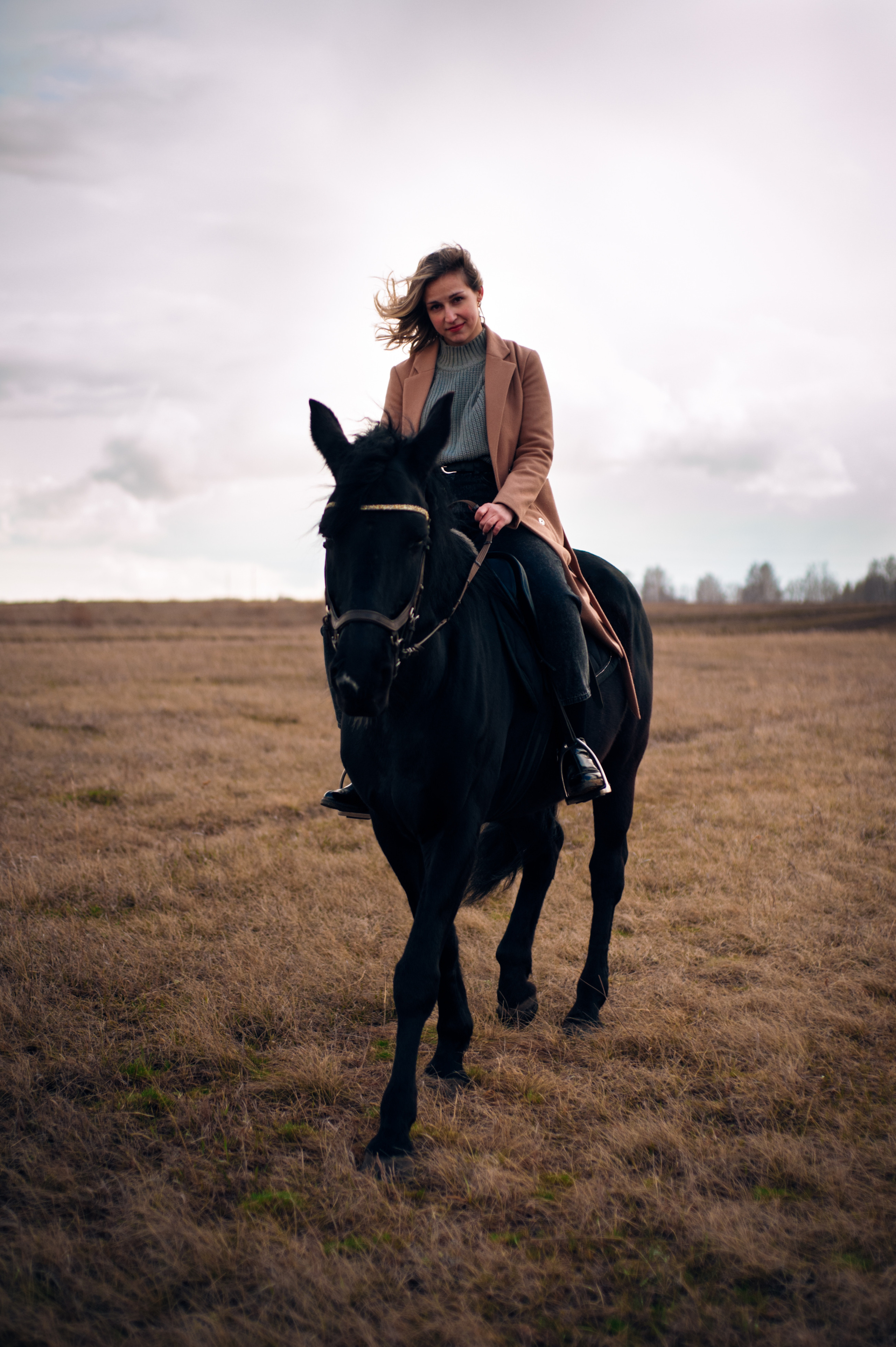 Алёна с лошадками. Фотограф в Новосибирске Полина Колмачевская