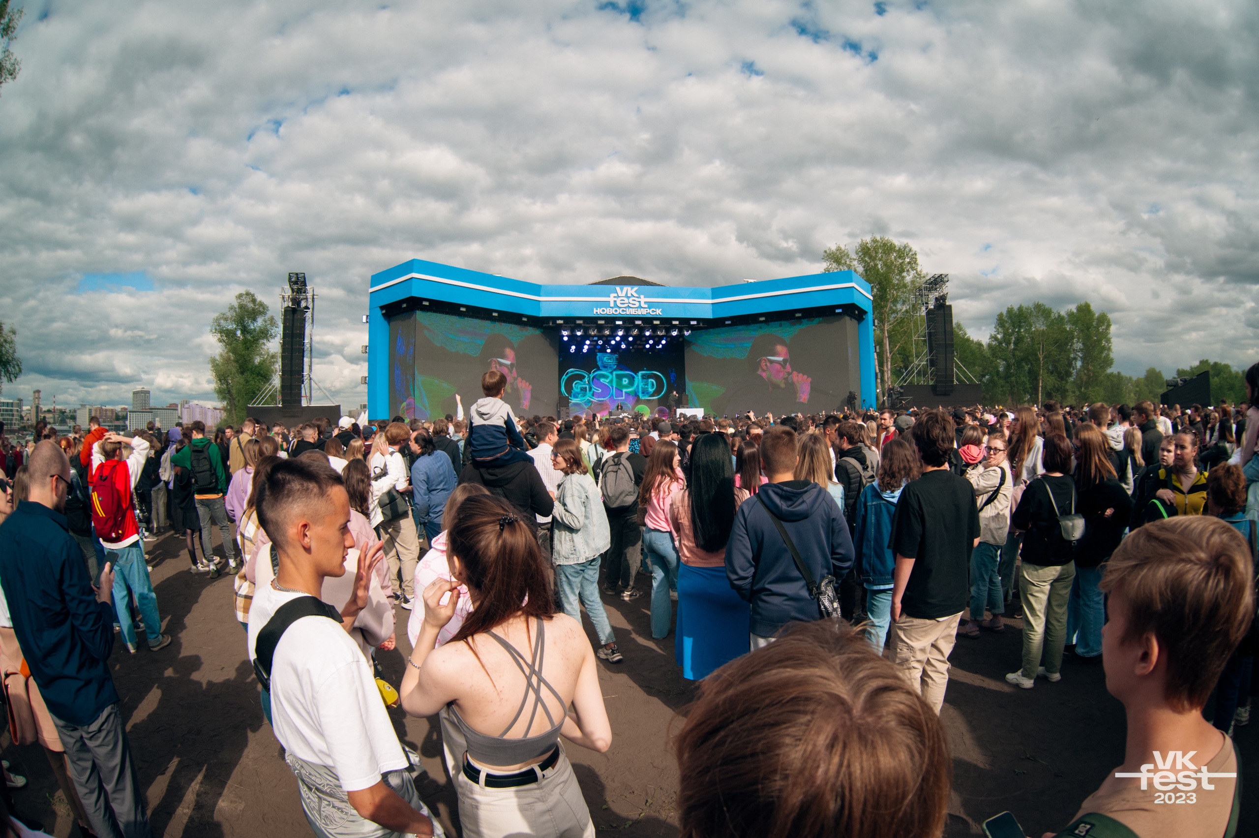 ВК fest. Фотограф в Новосибирске Полина Колмачевская