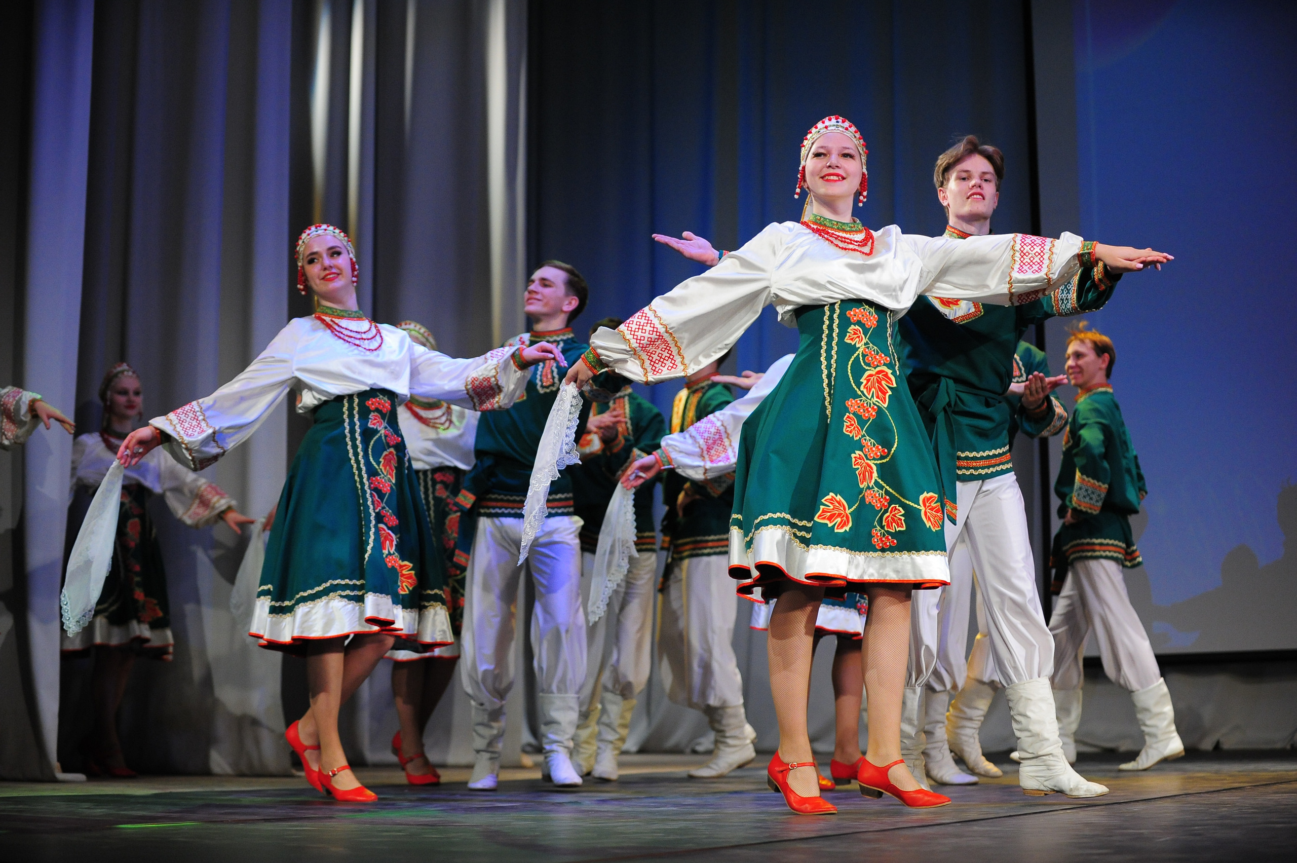 Студвесна. Танцевальное направление. Фотограф в Новосибирске Полина Колмачевская