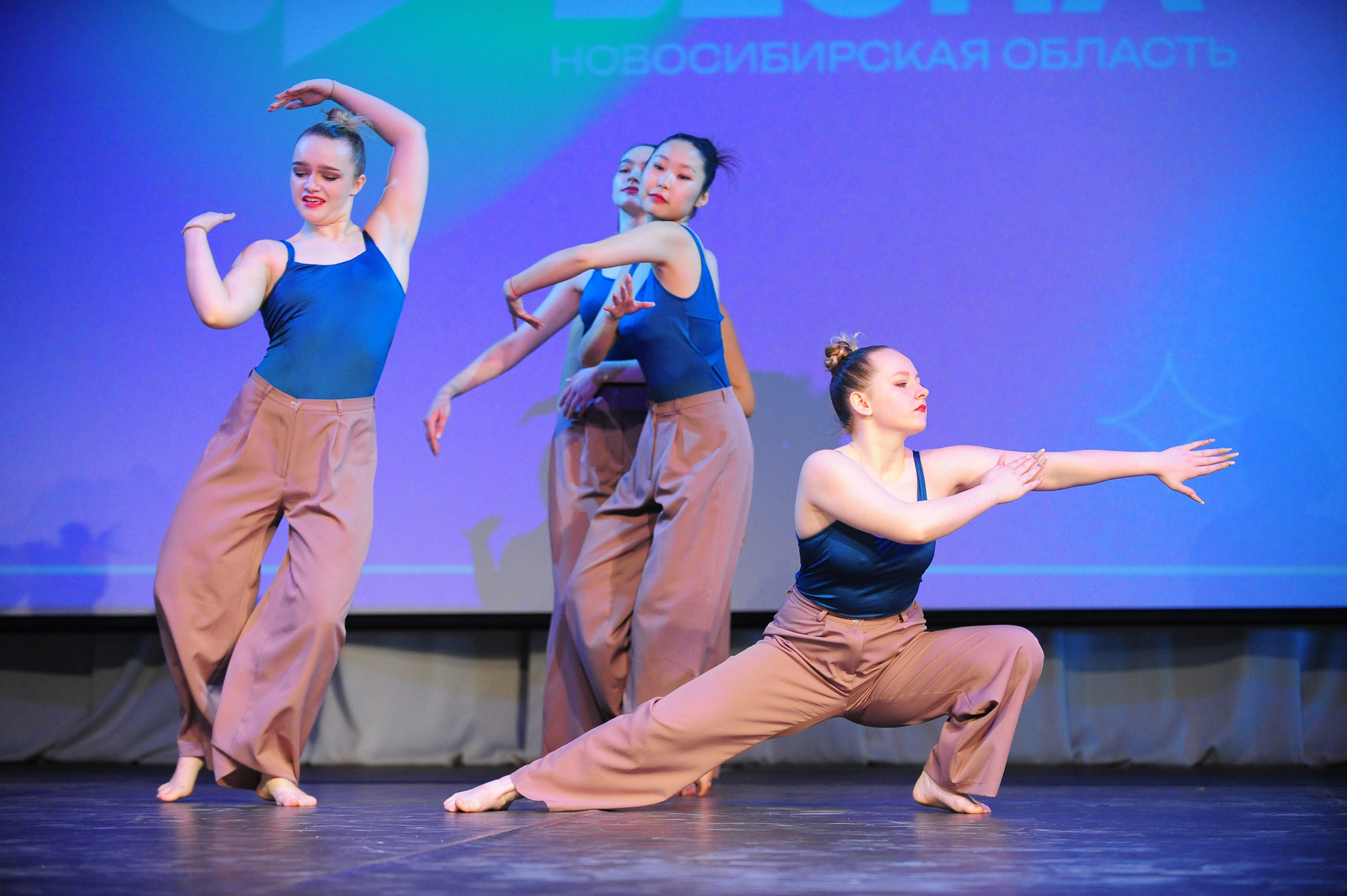Студвесна. Танцевальное направление. Фотограф в Новосибирске Полина Колмачевская
