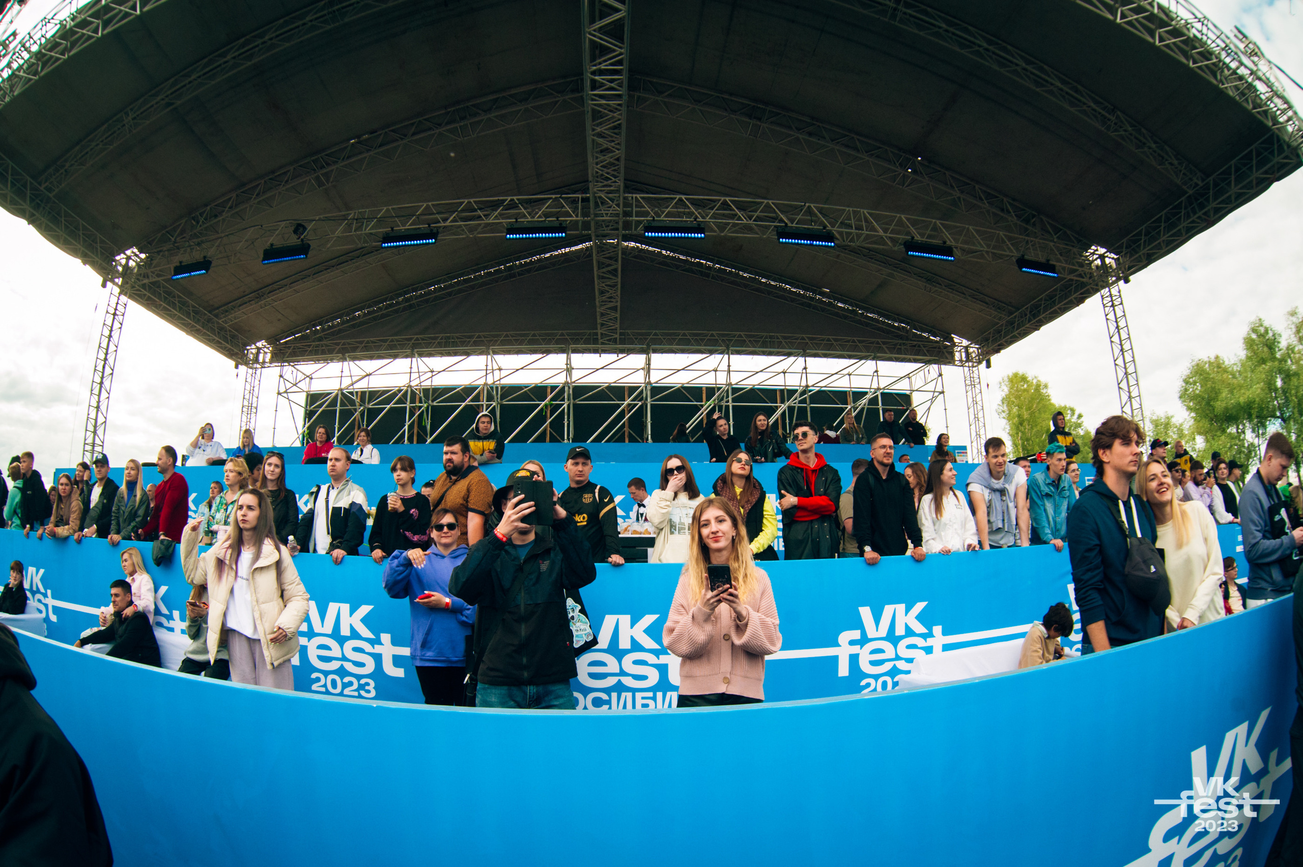 ВК fest. Фотограф в Новосибирске Полина Колмачевская
