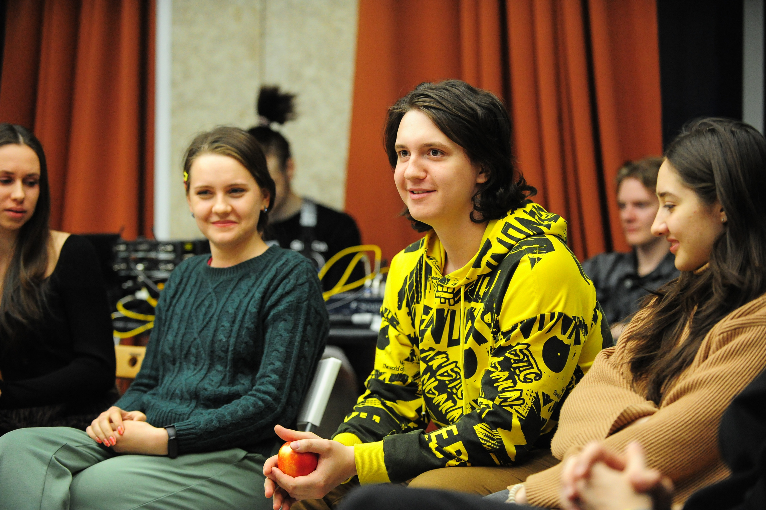 Синтез 2023. Фотограф в Новосибирске Полина Колмачевская