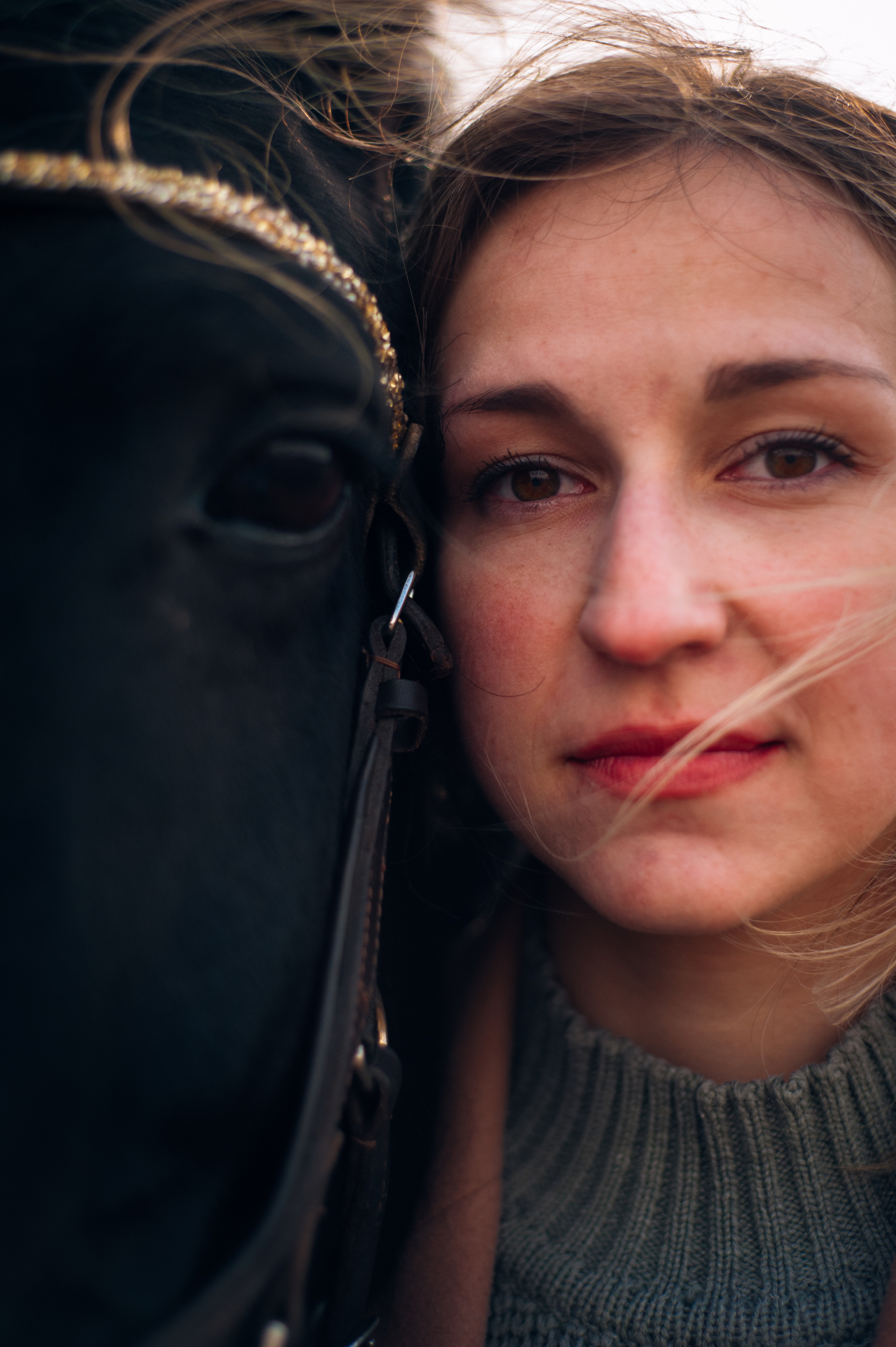 Алёна с лошадками. Фотограф в Новосибирске Полина Колмачевская