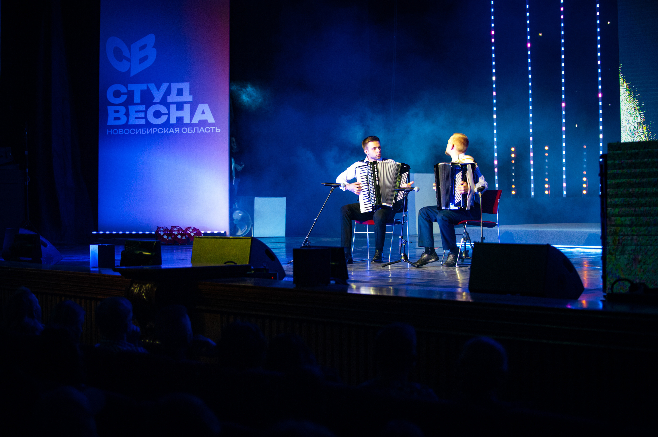 Гала-концерт студвесны. Фотограф в Новосибирске Полина Колмачевская