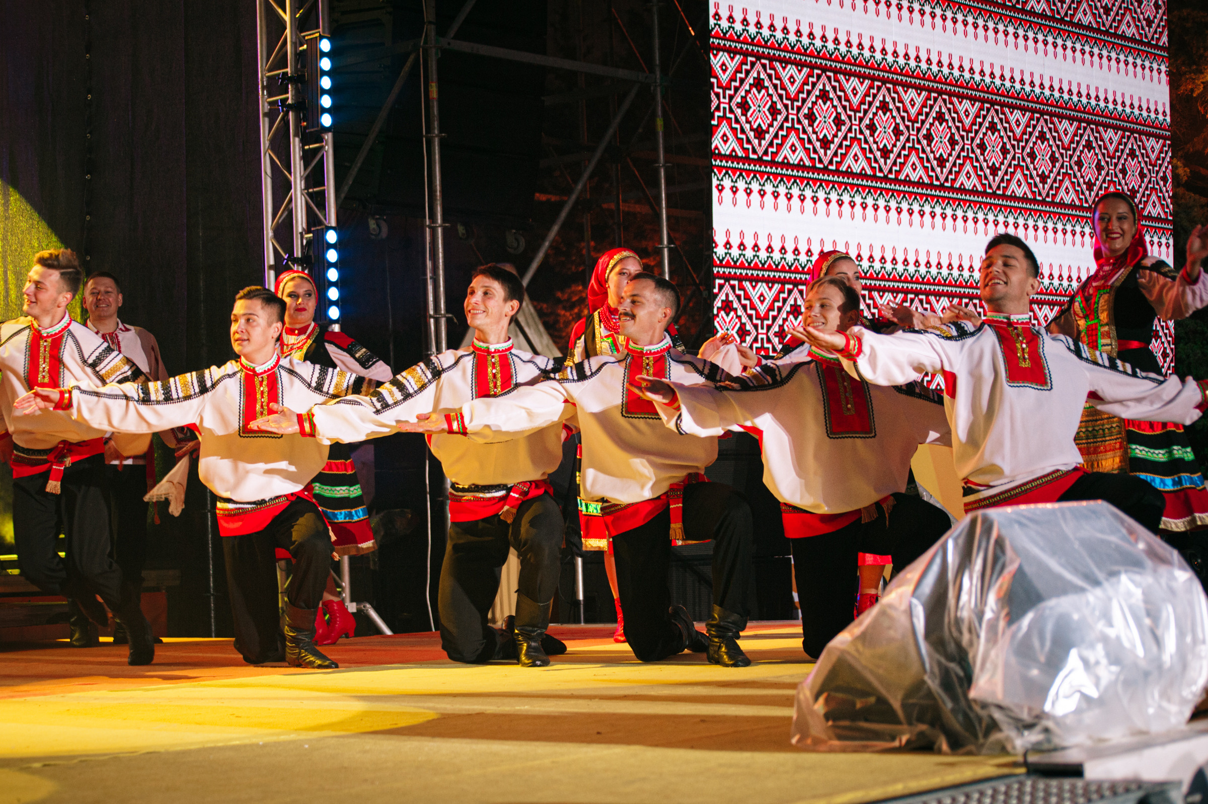 Закрытие фестиваля работающей молодежи в Ставрополе. Фотограф в Новосибирске Полина Колмачевская