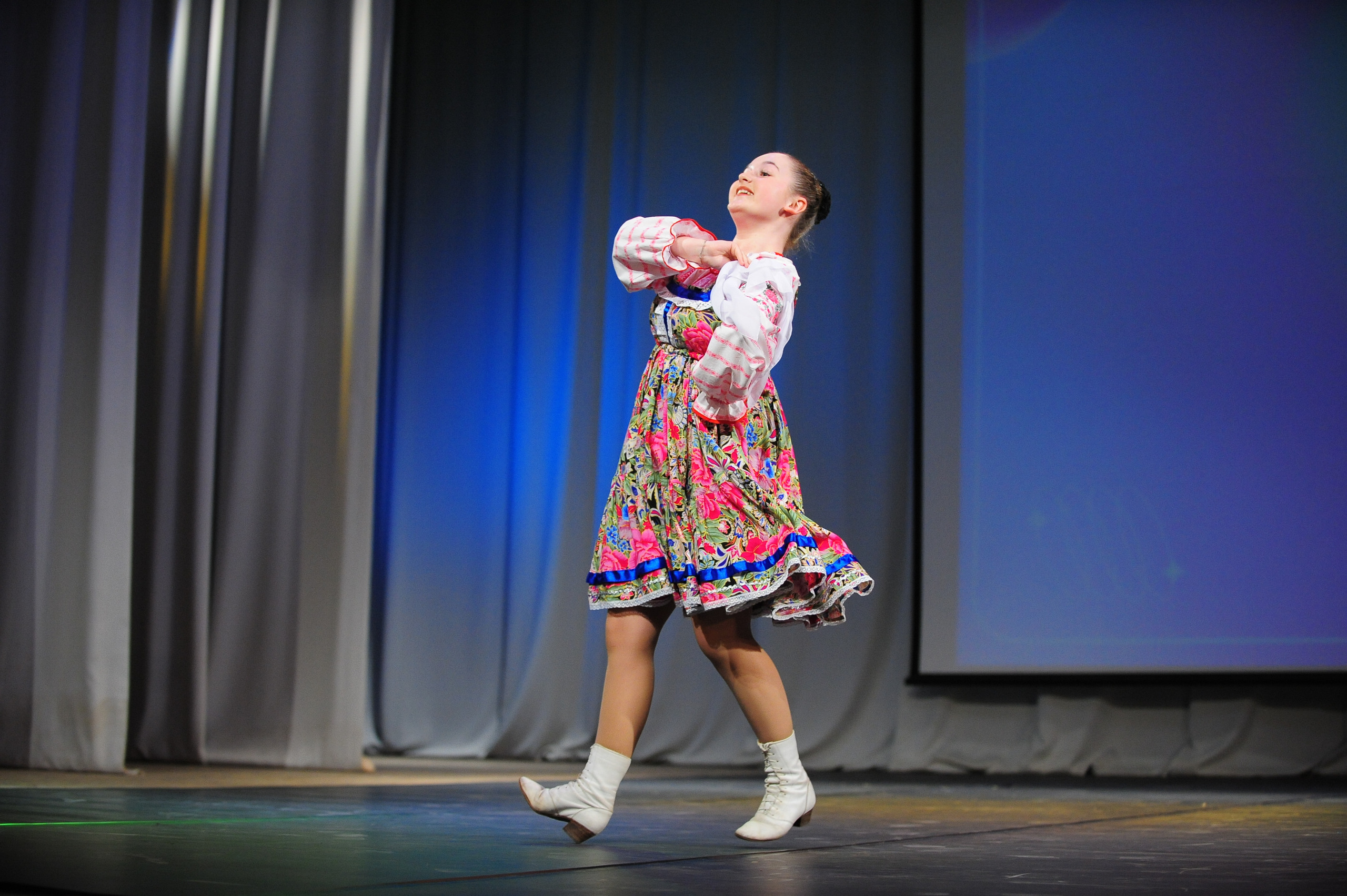 Студвесна. Танцевальное направление. Фотограф в Новосибирске Полина Колмачевская