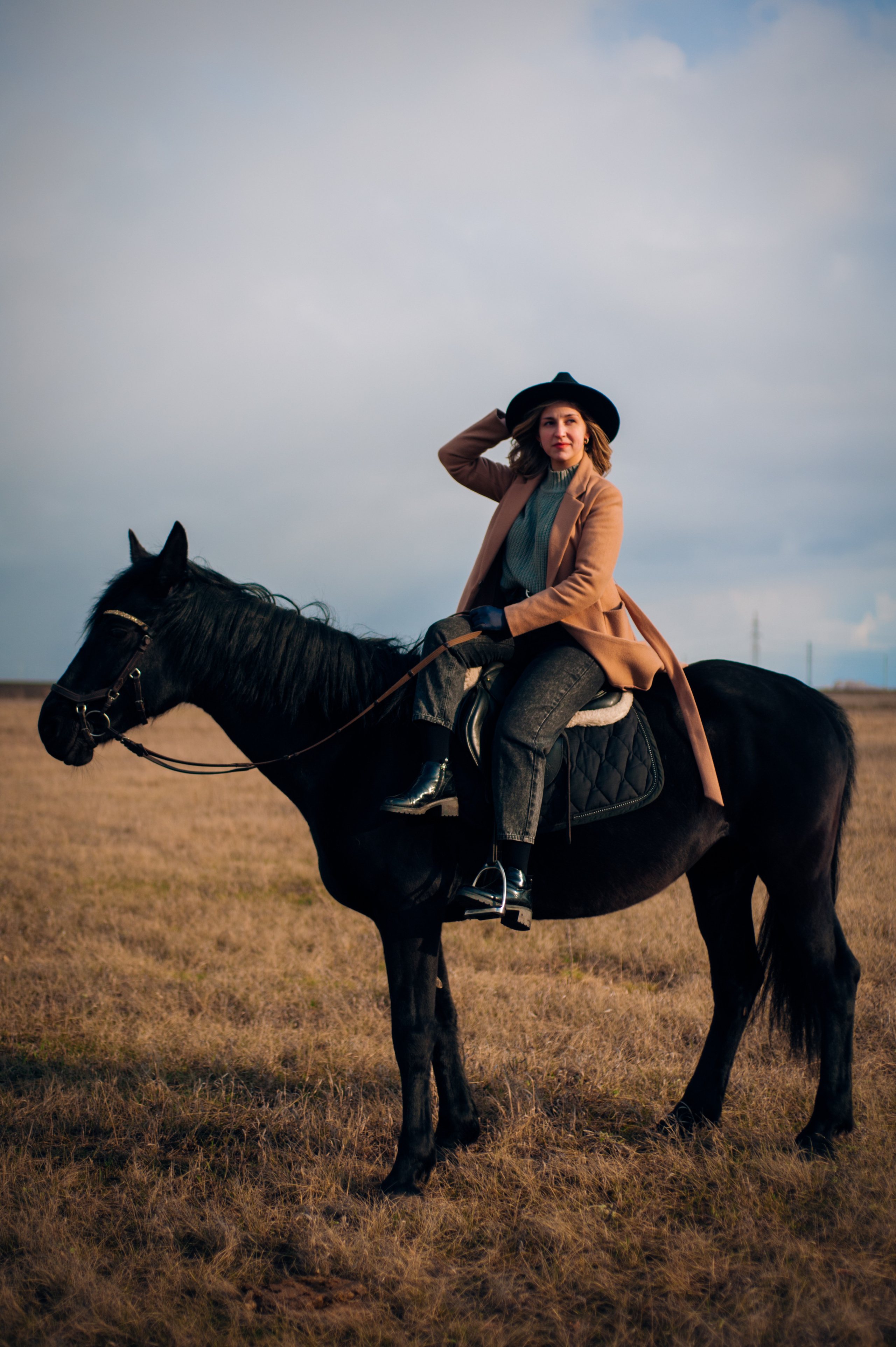 Алёна с лошадками. Фотограф в Новосибирске Полина Колмачевская