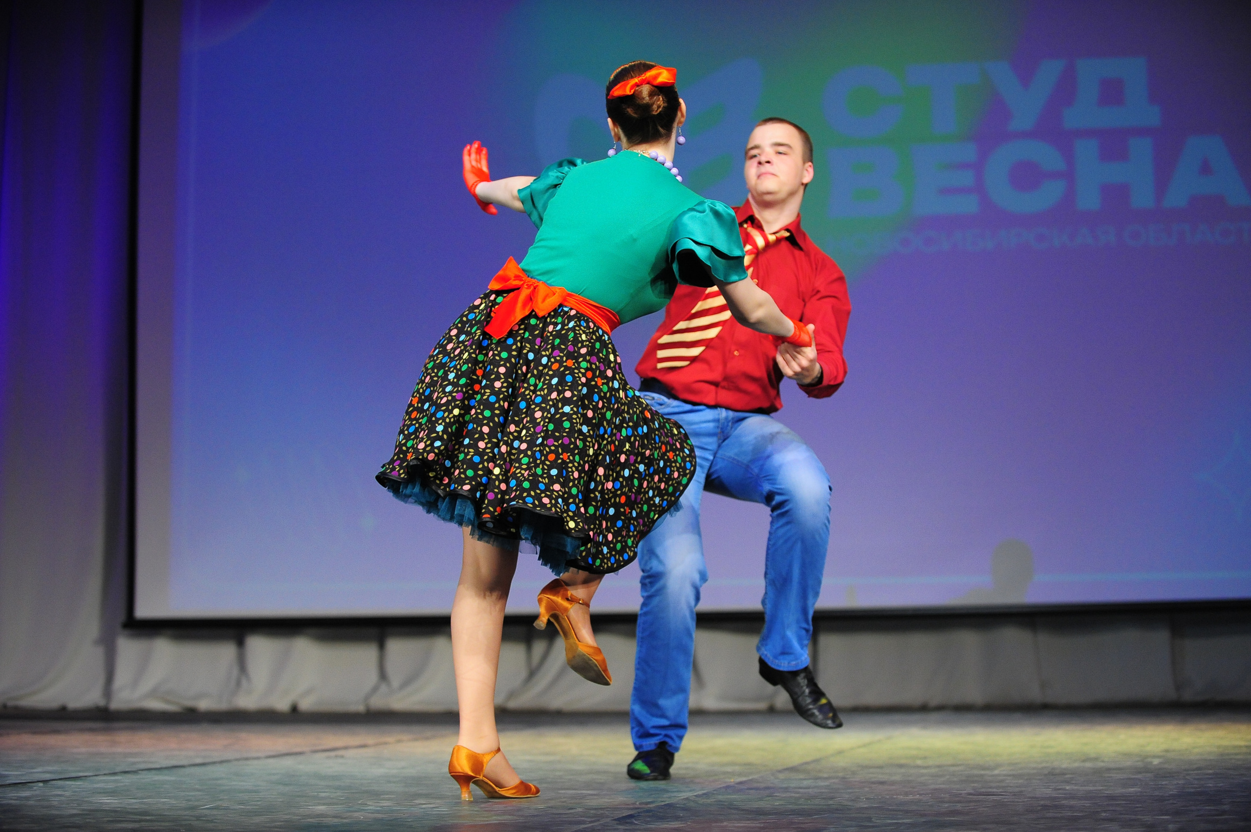 Студвесна. Танцевальное направление. Фотограф в Новосибирске Полина Колмачевская