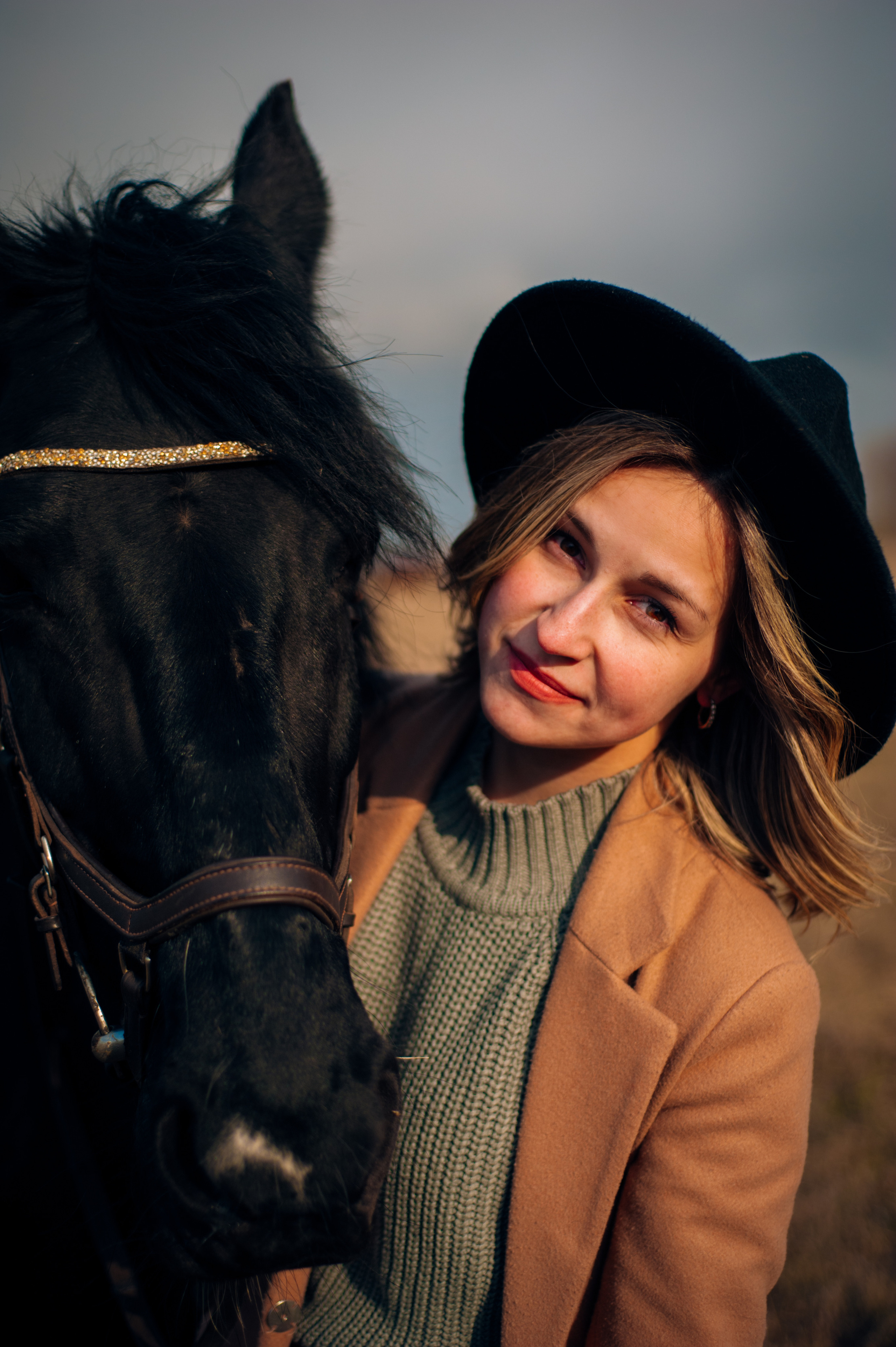 Алёна с лошадками. Фотограф в Новосибирске Полина Колмачевская