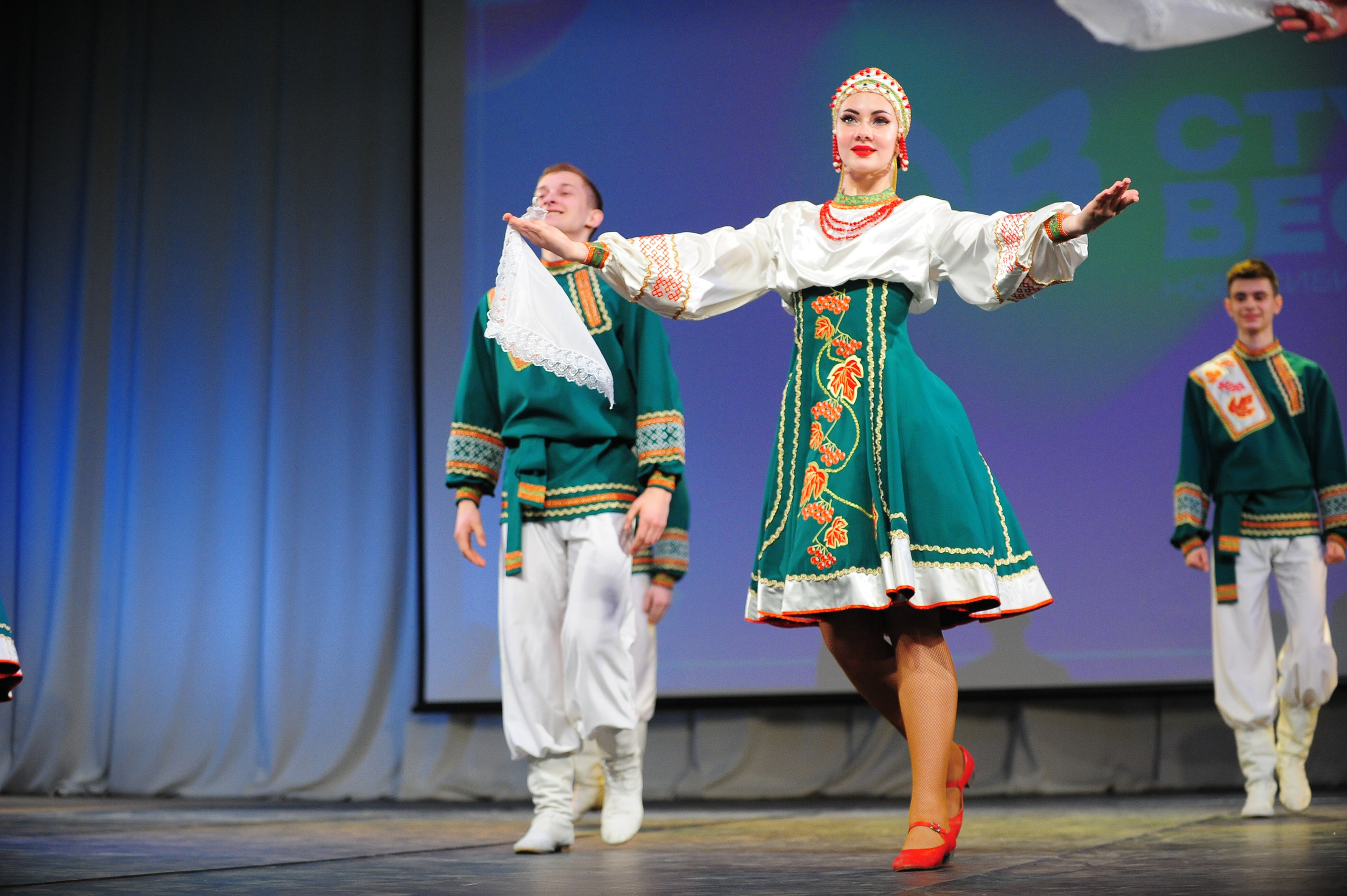 Студвесна. Танцевальное направление. Фотограф в Новосибирске Полина Колмачевская