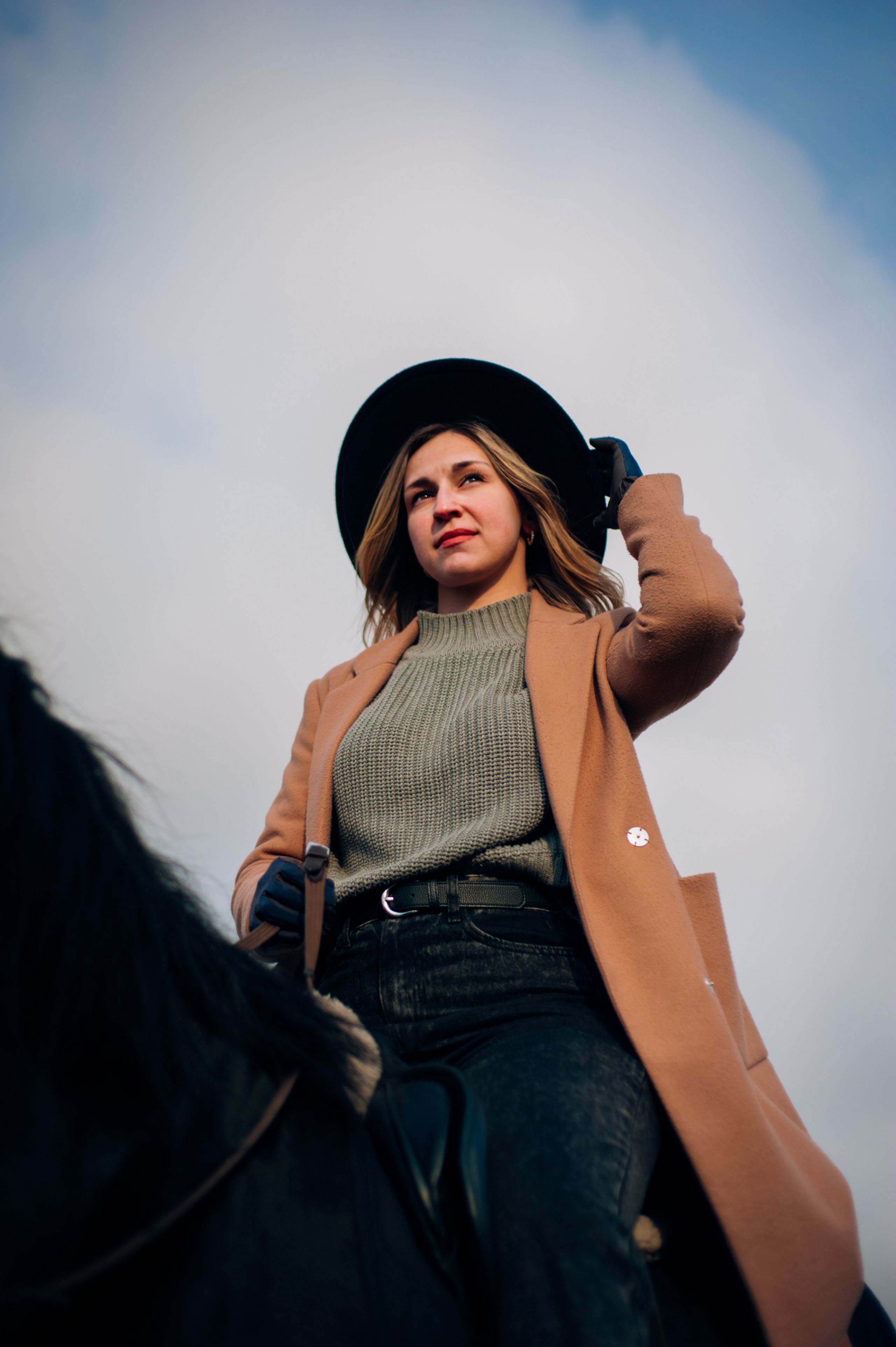 Алёна с лошадками. Фотограф в Новосибирске Полина Колмачевская