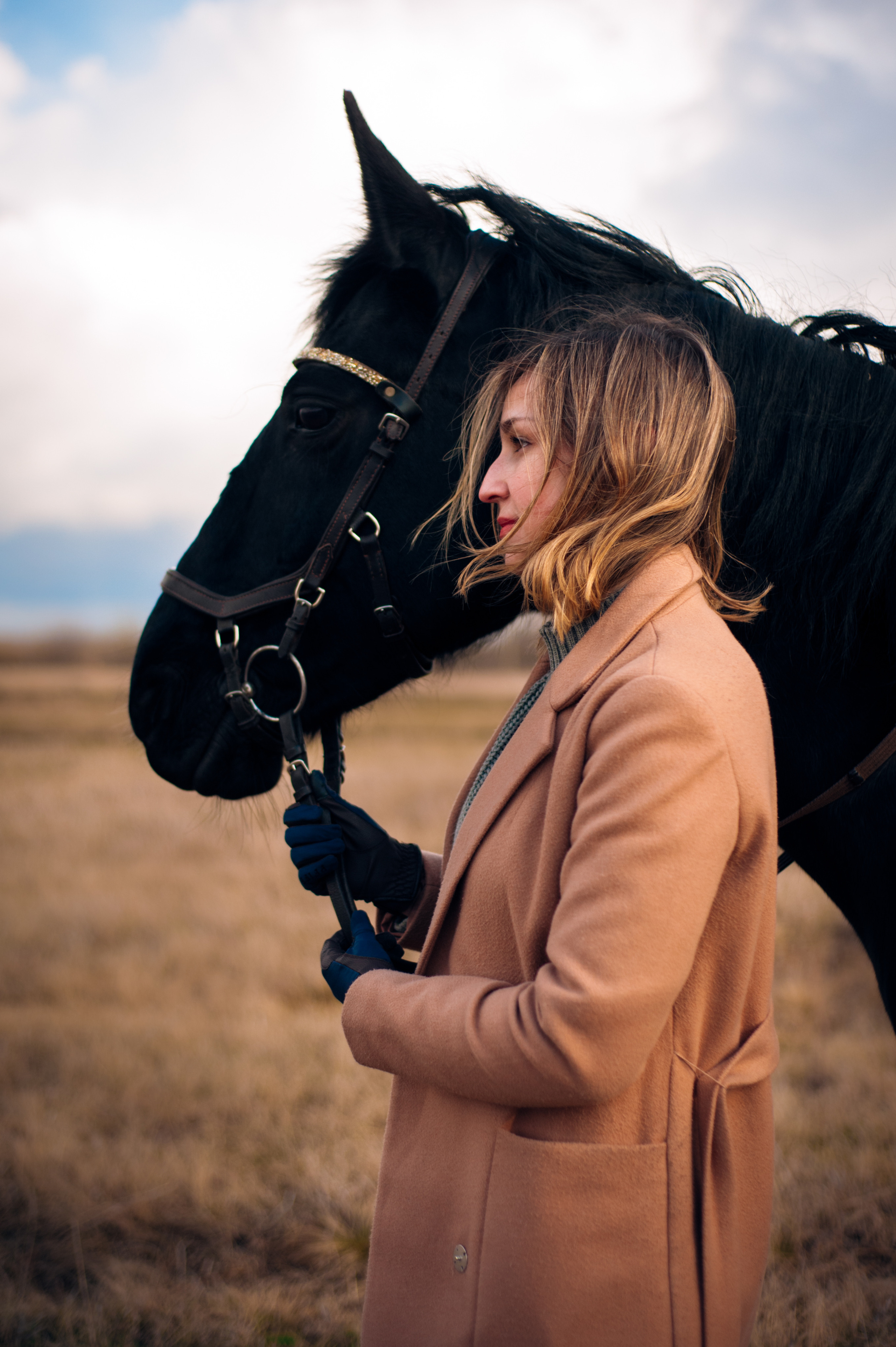 Алёна с лошадками. Фотограф в Новосибирске Полина Колмачевская