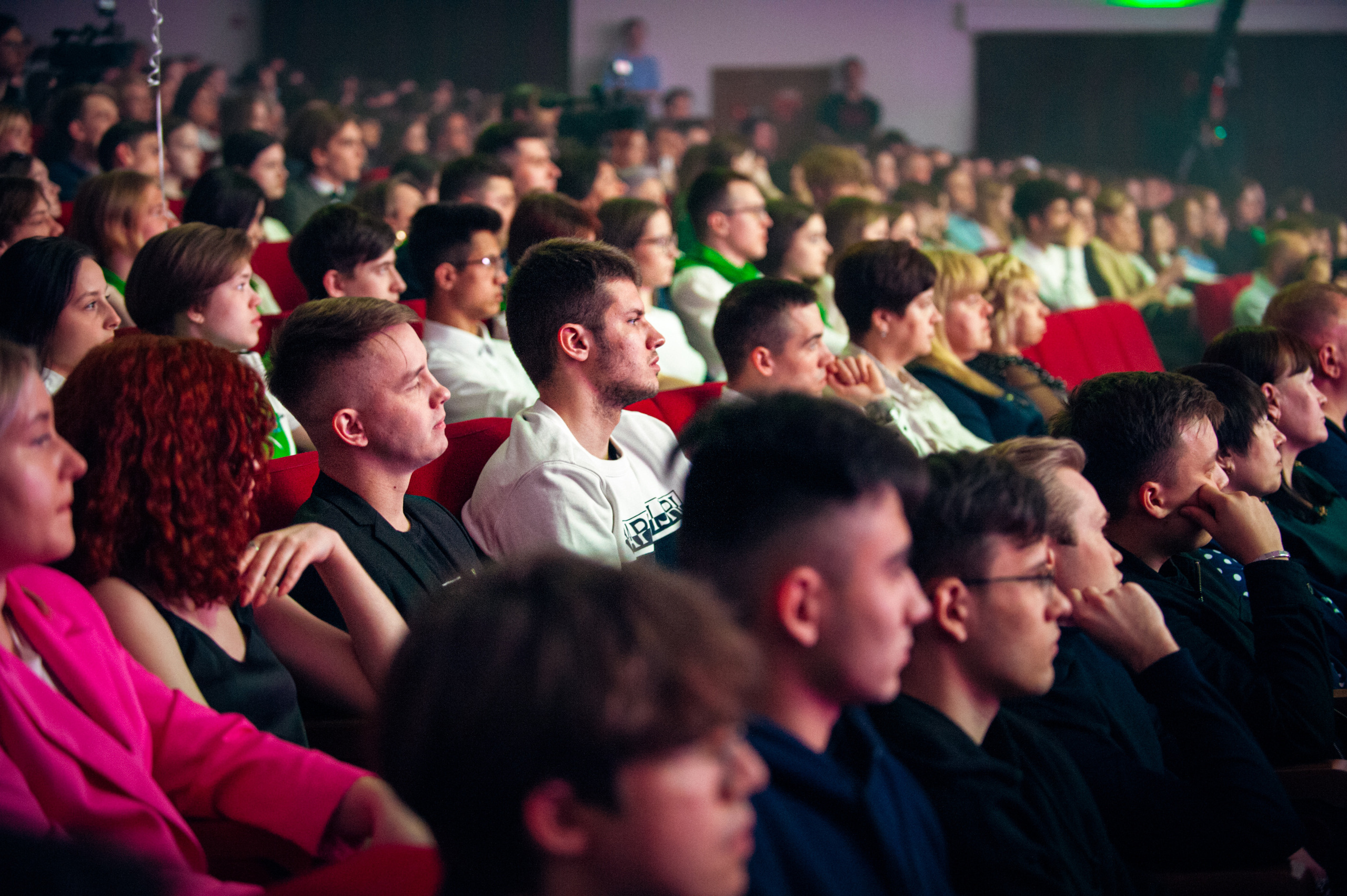 Гала-концерт студвесны. Фотограф в Новосибирске Полина Колмачевская