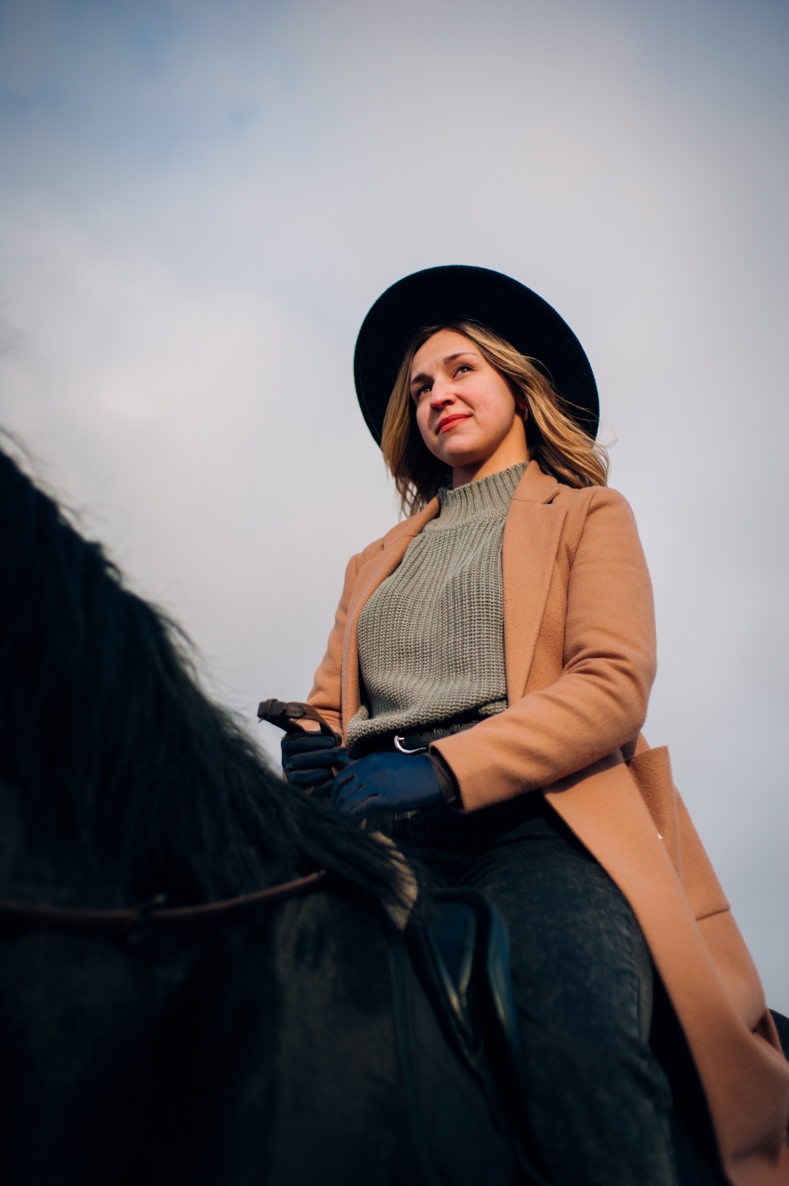 Алёна с лошадками. Фотограф в Новосибирске Полина Колмачевская