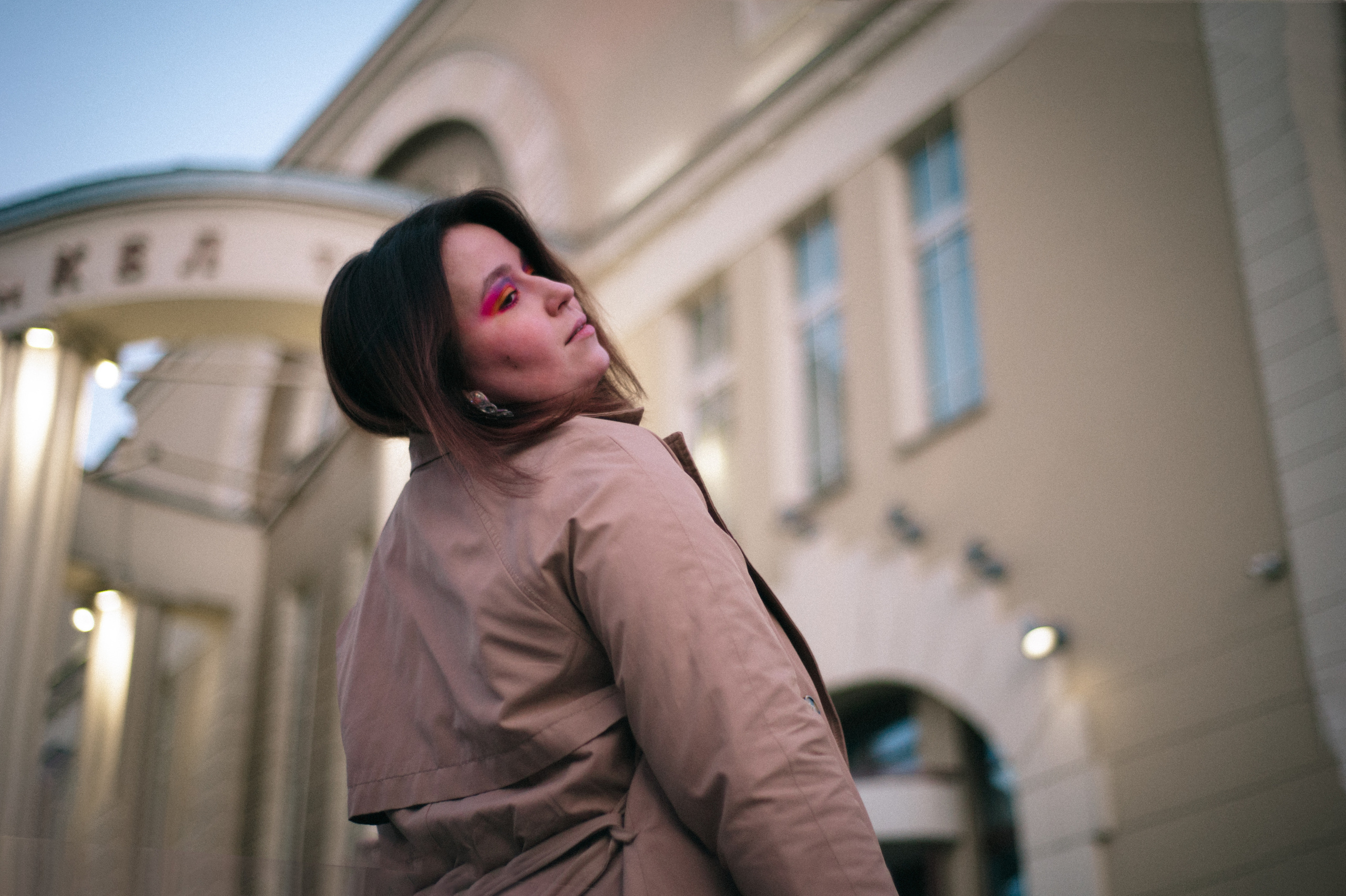 Настя, вечерняя прогулочная съёмка. Фотограф в Новосибирске Полина Колмачевская