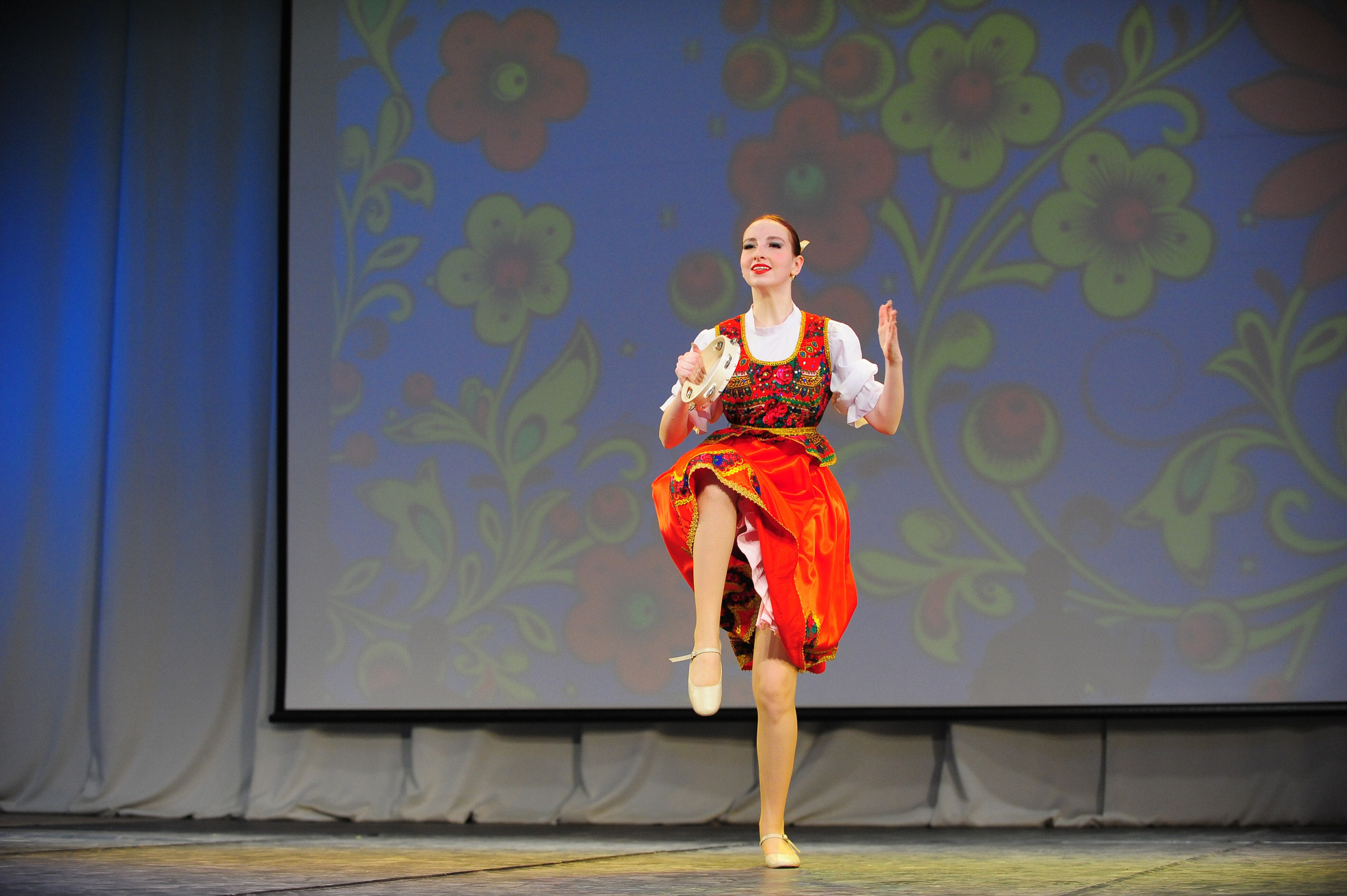 Студвесна. Танцевальное направление. Фотограф в Новосибирске Полина Колмачевская