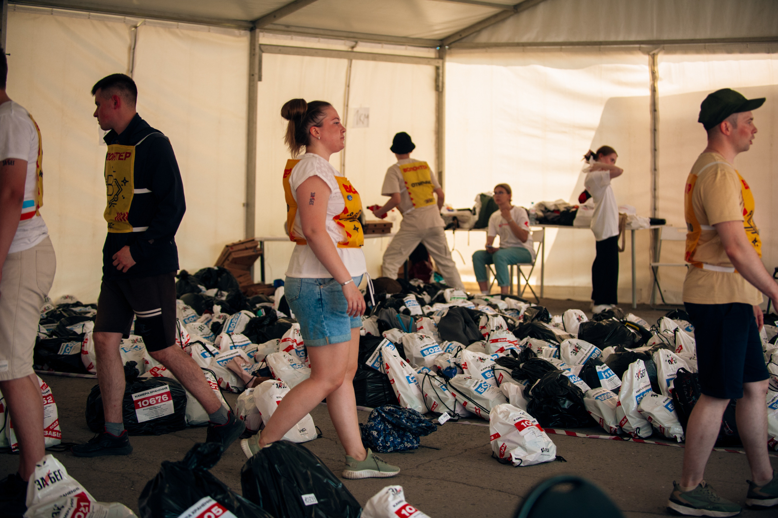 ЗаБег (съёмка волонтёров). Фотограф в Новосибирске Полина Колмачевская