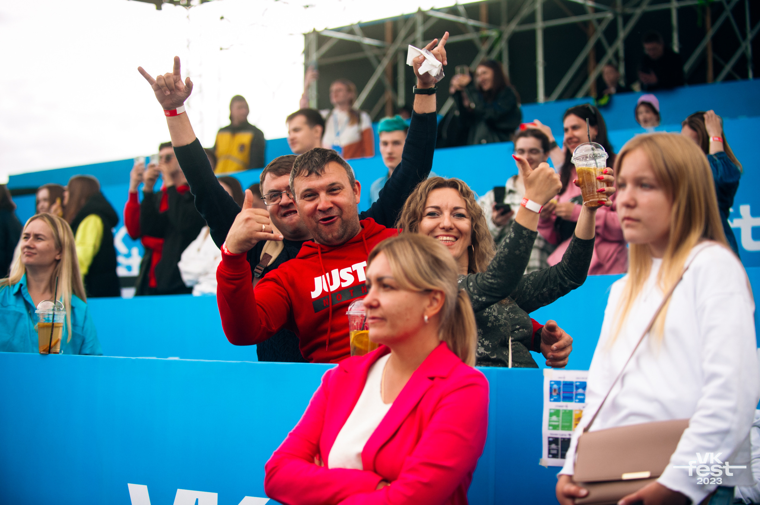 ВК fest. Фотограф в Новосибирске Полина Колмачевская